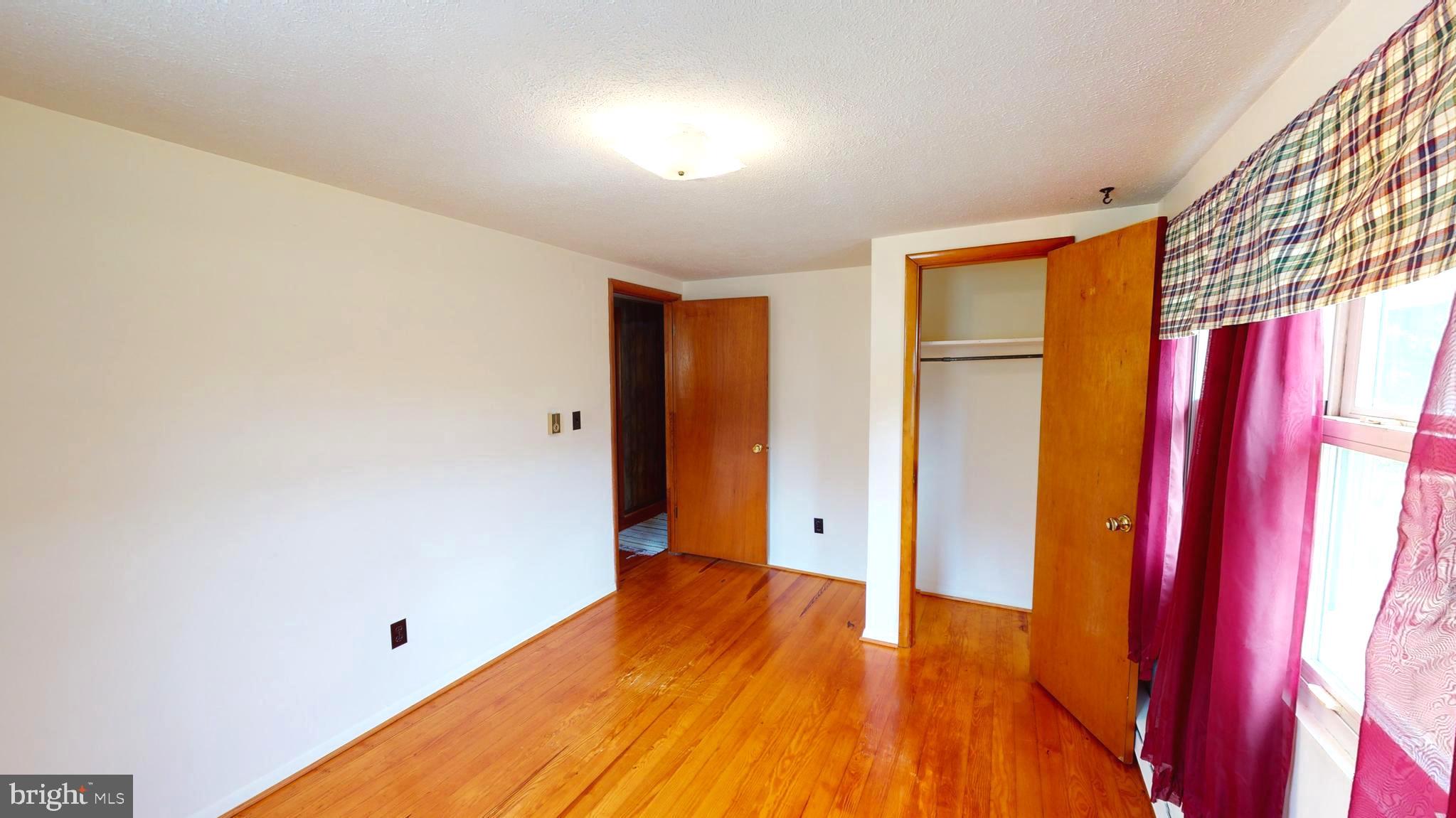 NONE UNRESTRICTED - Residential