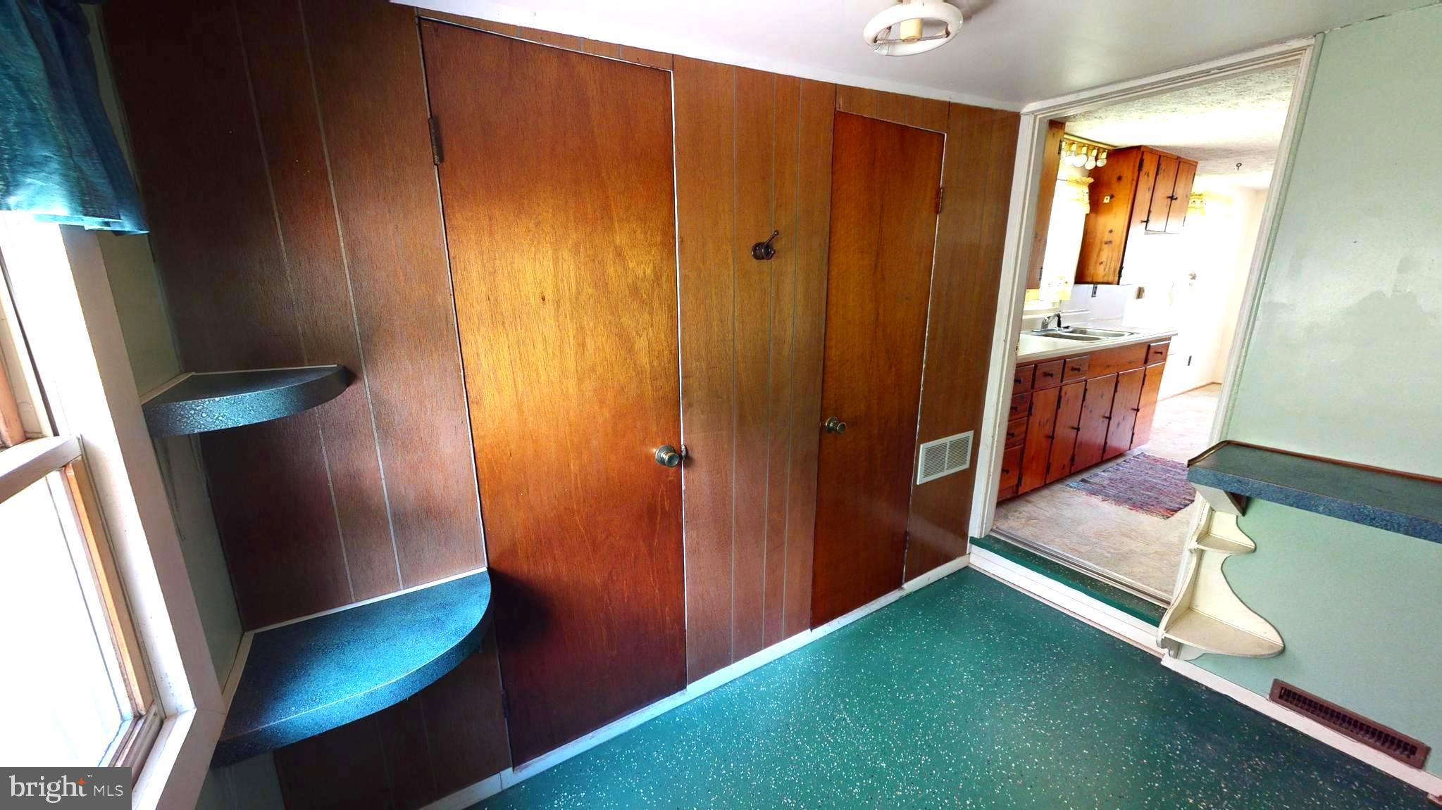 NONE UNRESTRICTED - Residential