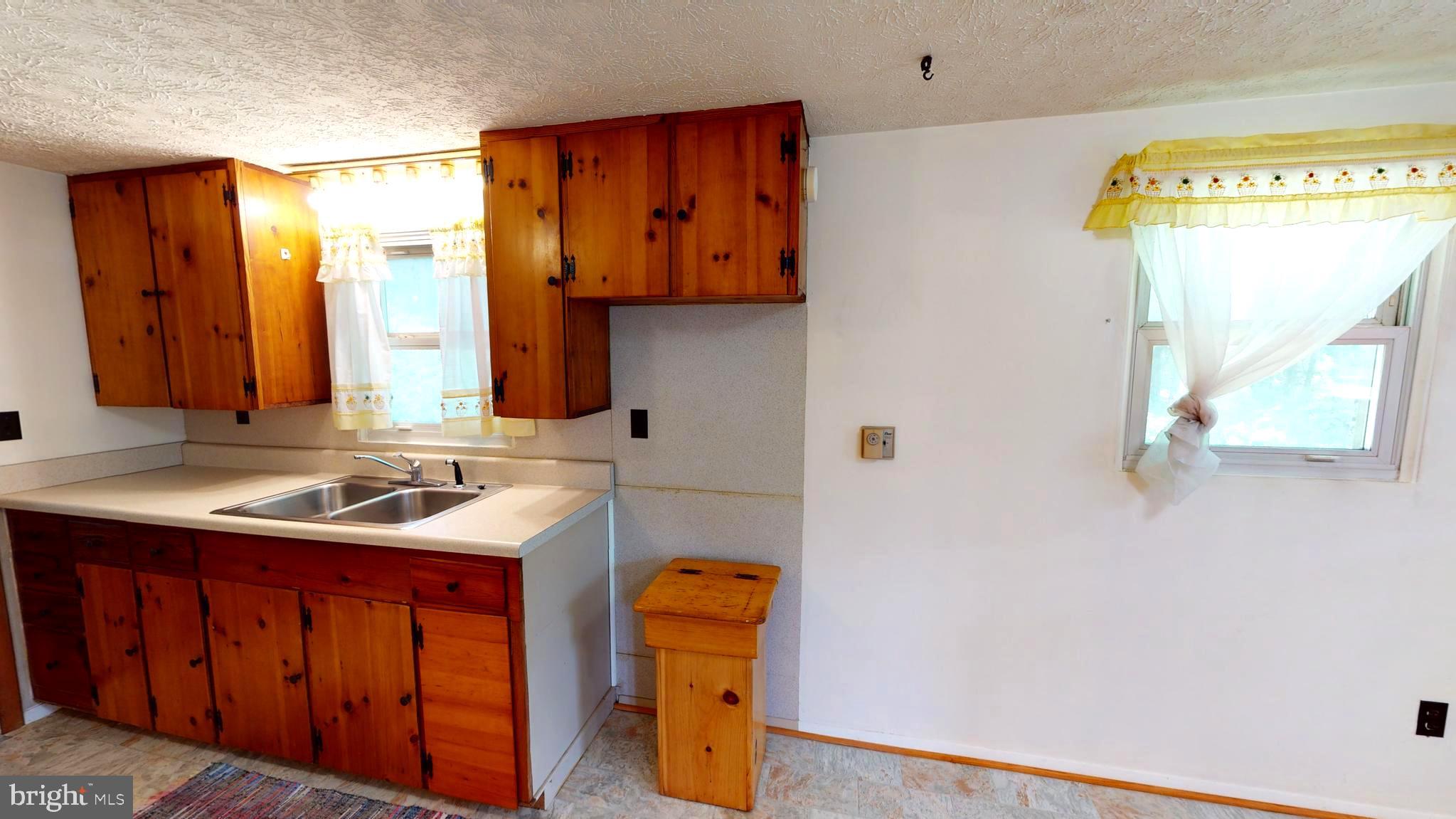 NONE UNRESTRICTED - Residential