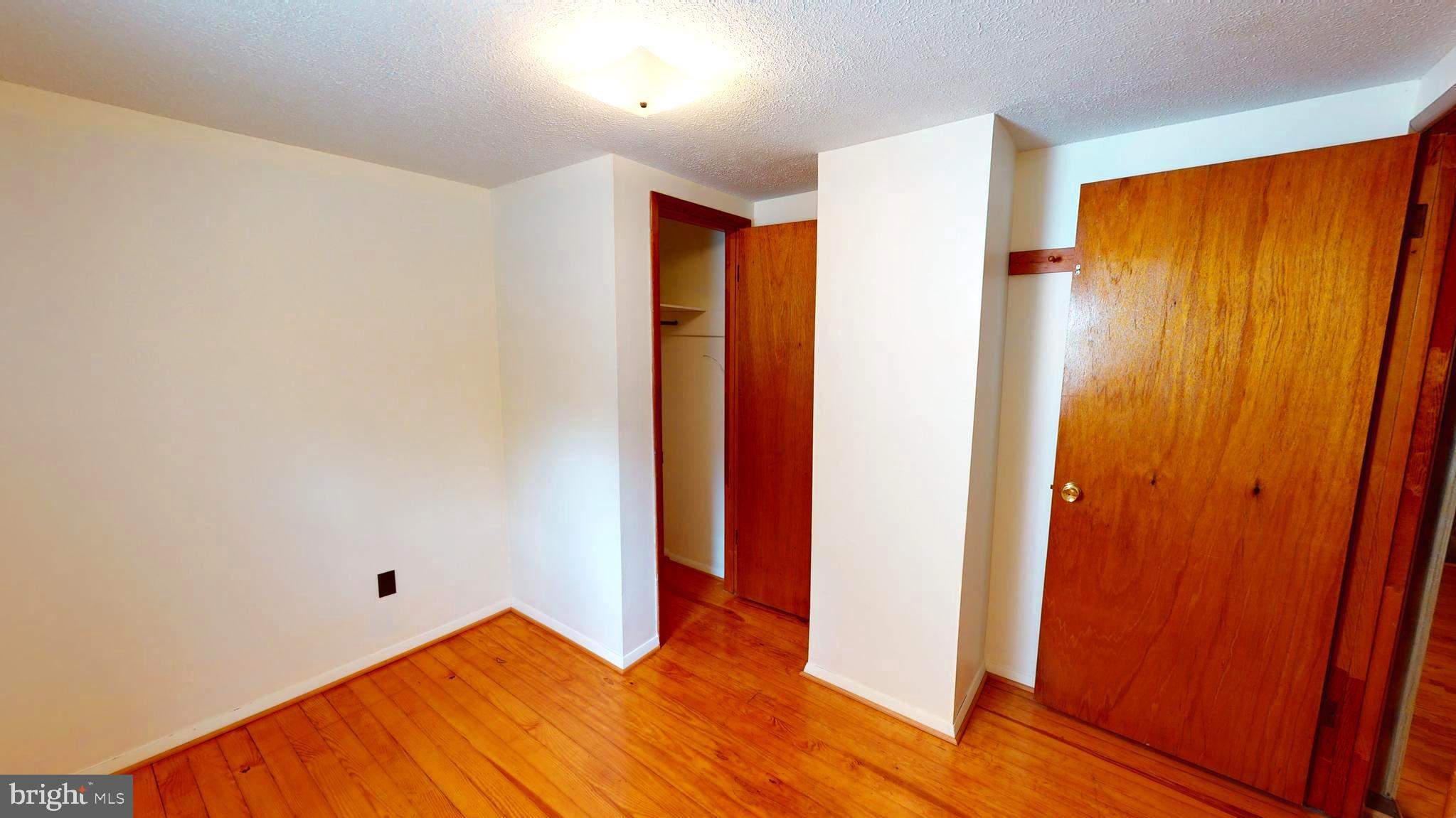 NONE UNRESTRICTED - Residential