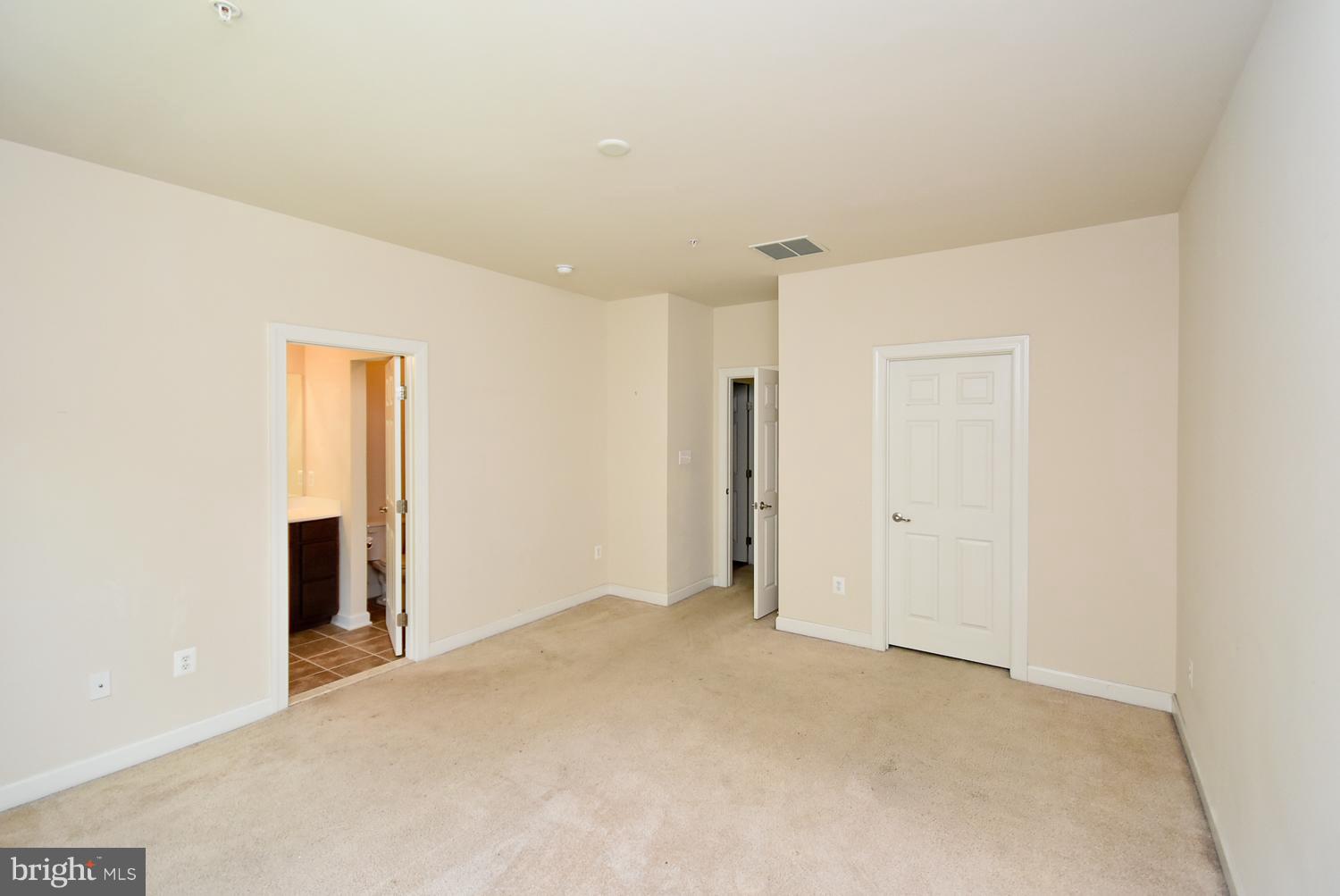 DORCHESTER WOODS - Residential