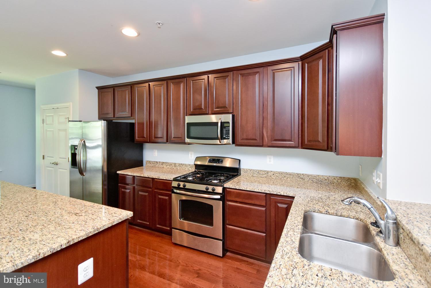 DORCHESTER WOODS - Residential