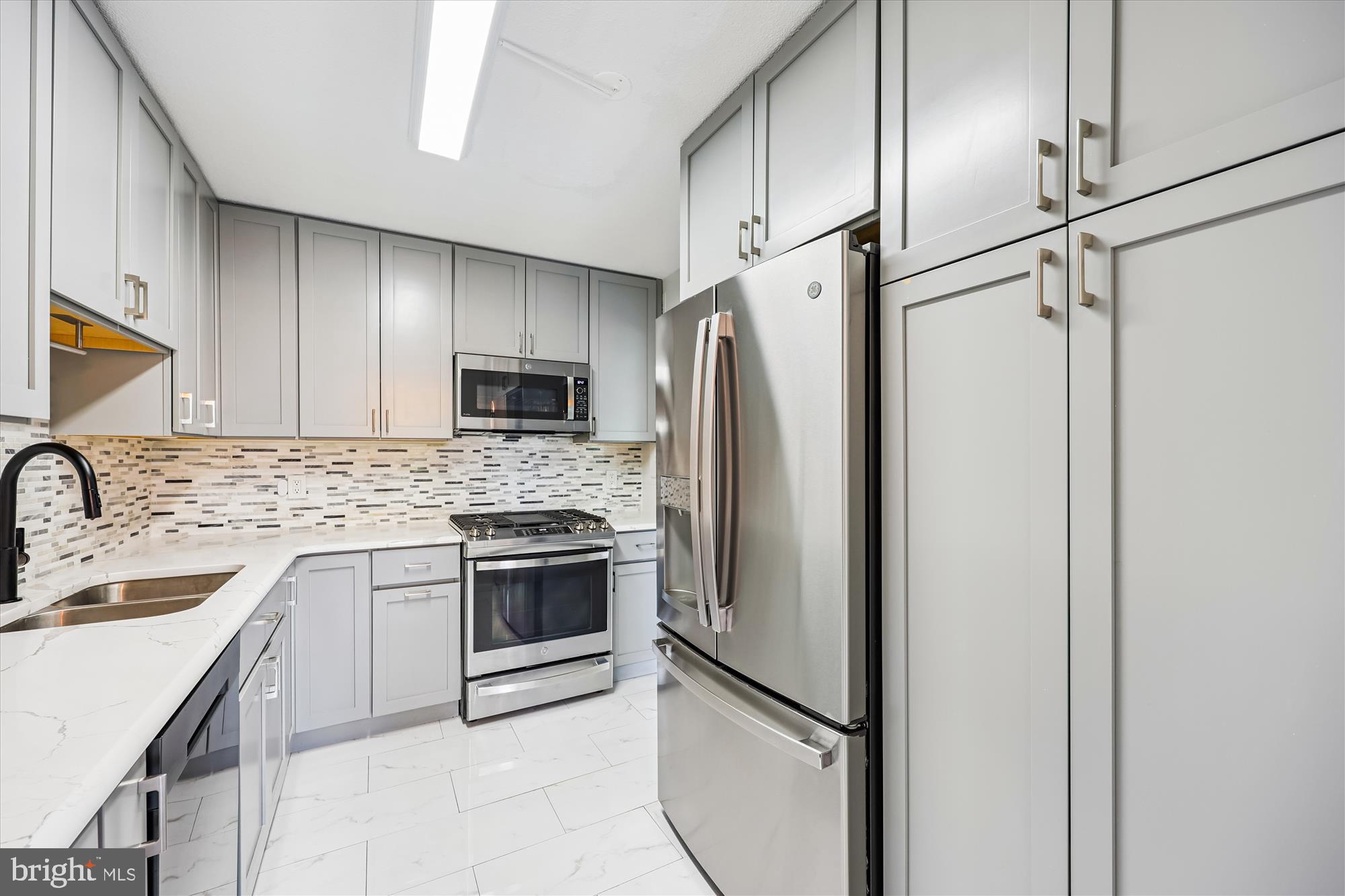 UNIVERSITY TOWERS CODM - Residential