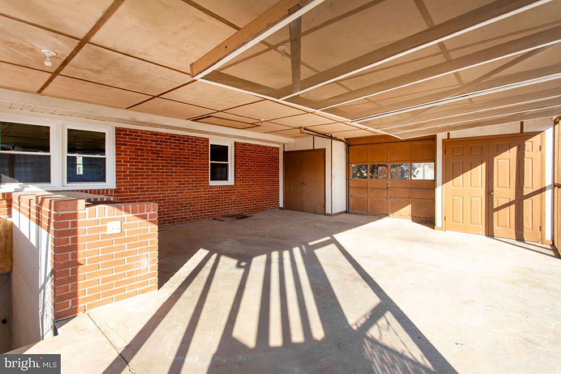 NONE, RURAL - Residential