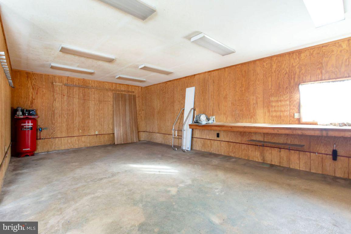 NONE, RURAL - Residential