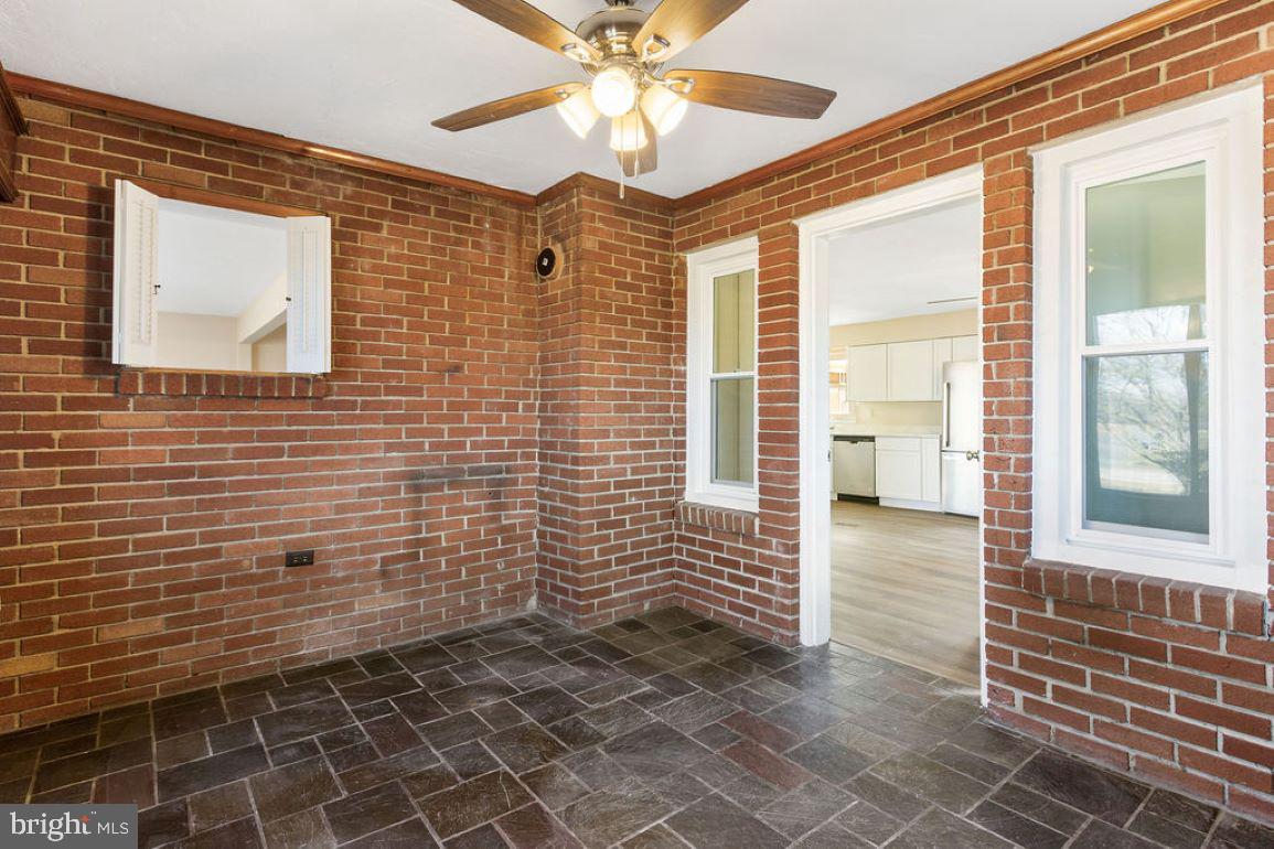 NONE, RURAL - Residential