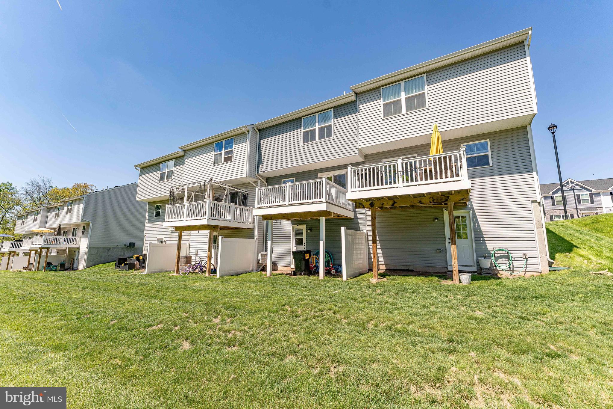 SANATOGA CROSSING - Residential