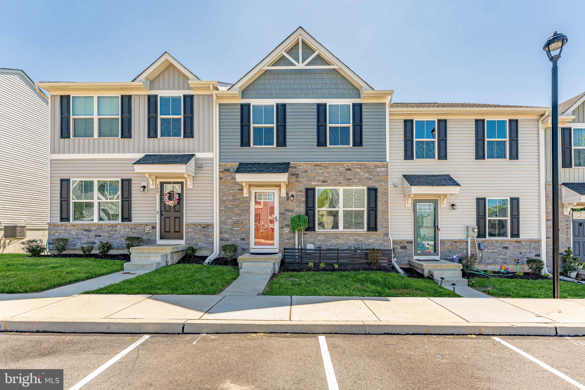 SANATOGA CROSSING - Residential