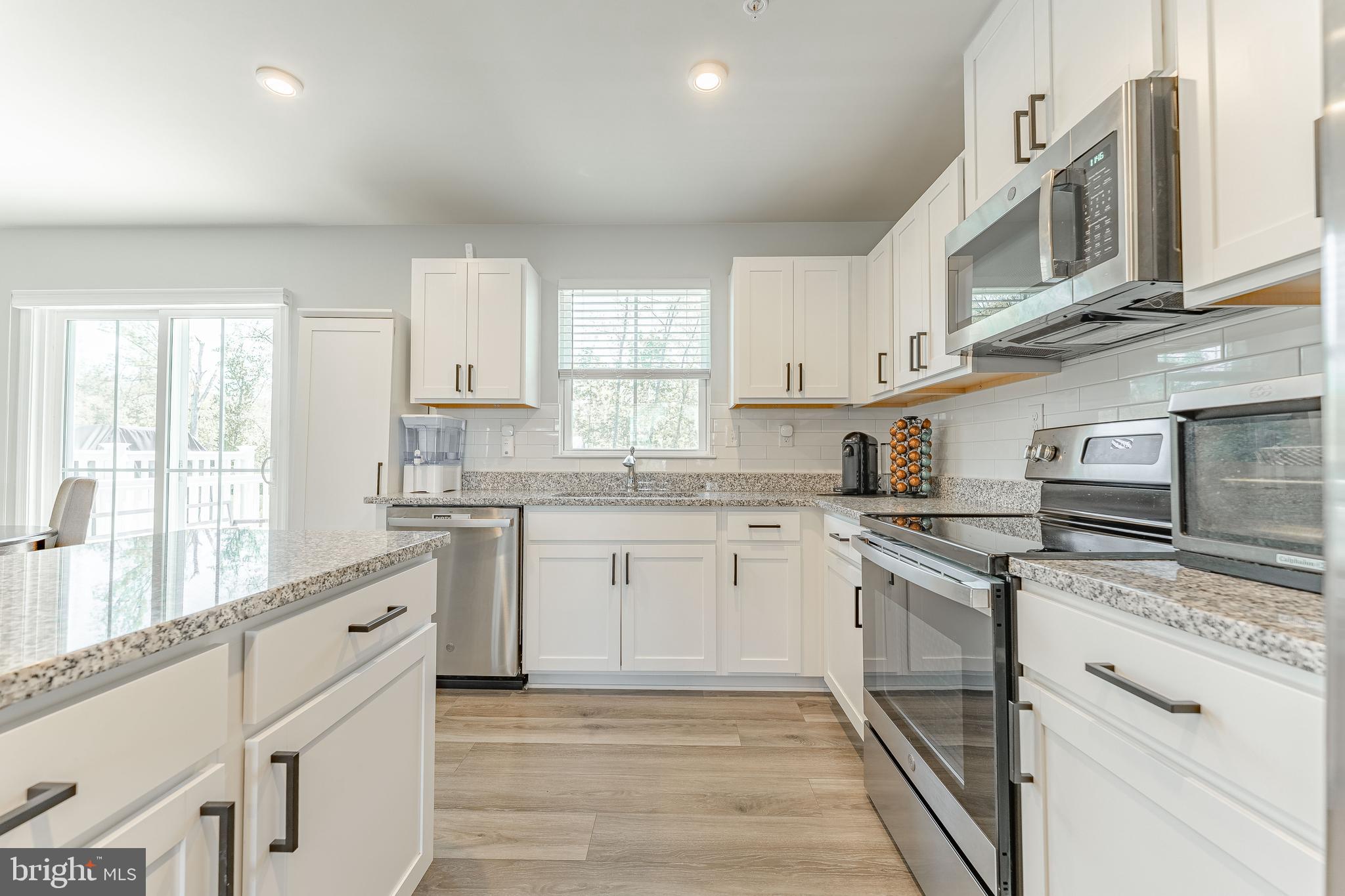 SANATOGA CROSSING - Residential