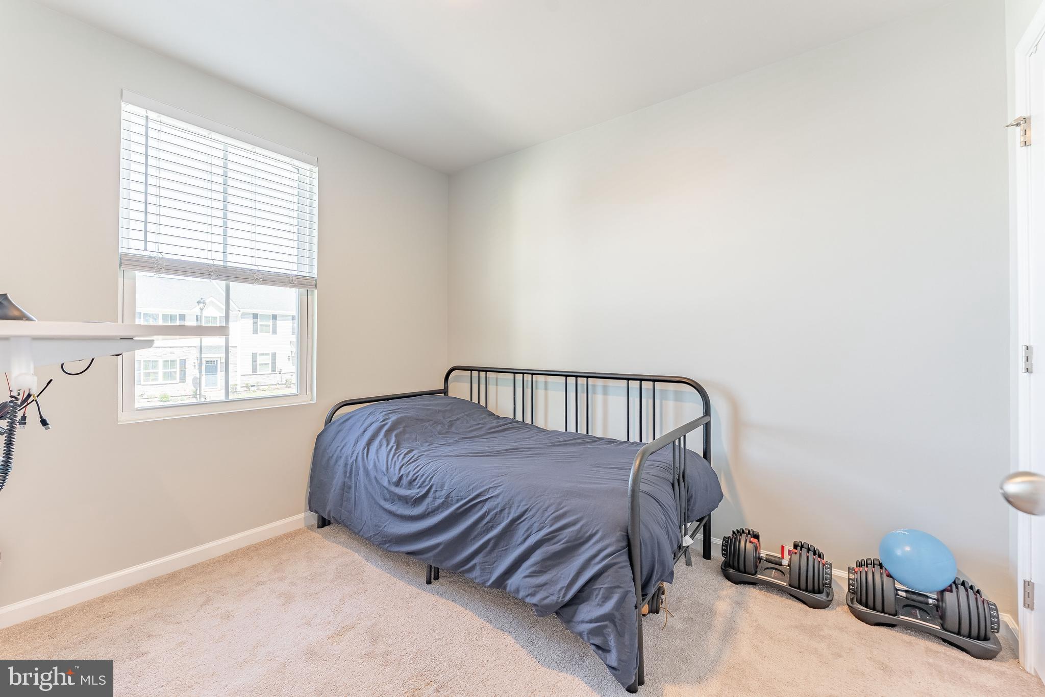 SANATOGA CROSSING - Residential
