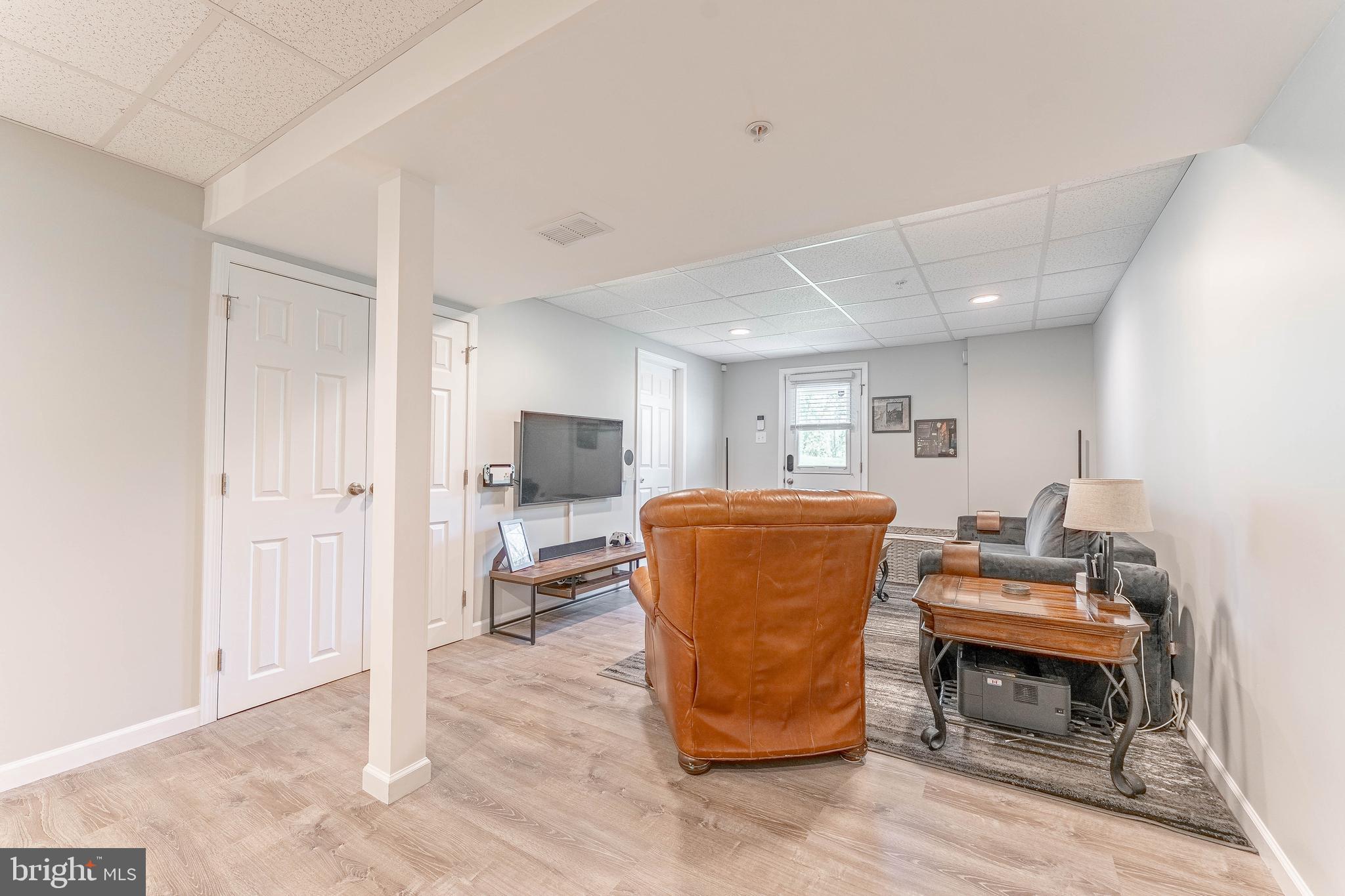 SANATOGA CROSSING - Residential