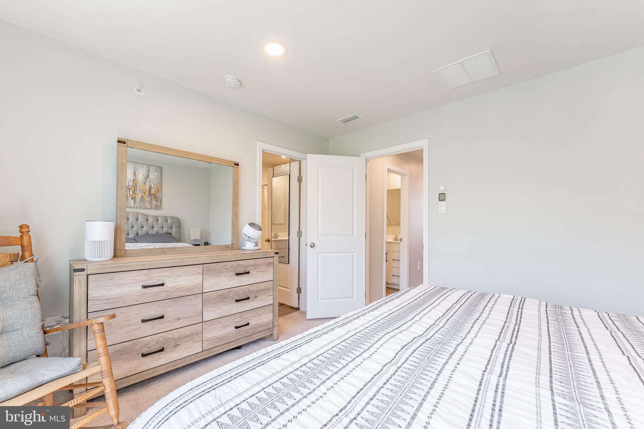 SANATOGA CROSSING - Residential