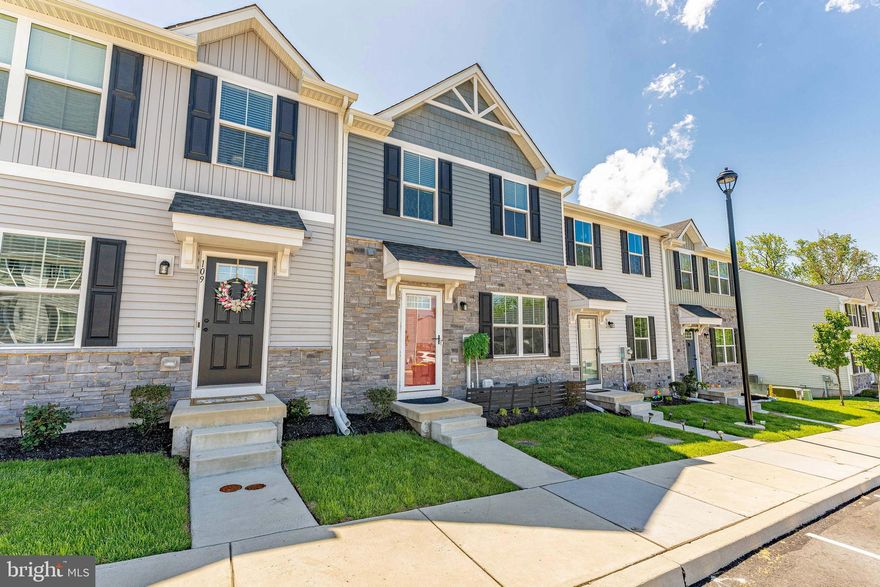 Welcome to 111 Patton Terrace, a 3-bedroom, 3.5-bath townhouse in the Sanatoga Greene community of Pottstown. As you enter, you’re welcomed by a bright living room that flows seamlessly into the main living area. The kitchen features granite countertops, a center island, and stainless steel appliances, creating a functional space for cooking and gathering. The adjacent dining area includes a sliding door that opens to the deck, making it easy to enjoy indoor and outdoor living. A powder room completes this level. Upstairs, the primary bedroom offers a comfortable retreat with a private en-suite bathroom that includes a step-in shower and walk-in closet with custom modular shelving. Two additional bedrooms provide flexible space for family, guests, or a home office and also include custom closets with modular shelving. A full hall bathroom and a conveniently located laundry closet complete the second level. The lower level expands the living space with a family room and direct access to the yard. This level also includes a full bathroom with a step-in shower and additional storage space. For added confidence, both the roof and foundation come with a transferable 10-year warranty. Conveniently located near local parks, shopping, restaurants, and more, this home offers both comfort and accessibility. Don’t miss the opportunity to make 111 Patton Terrace your new home.