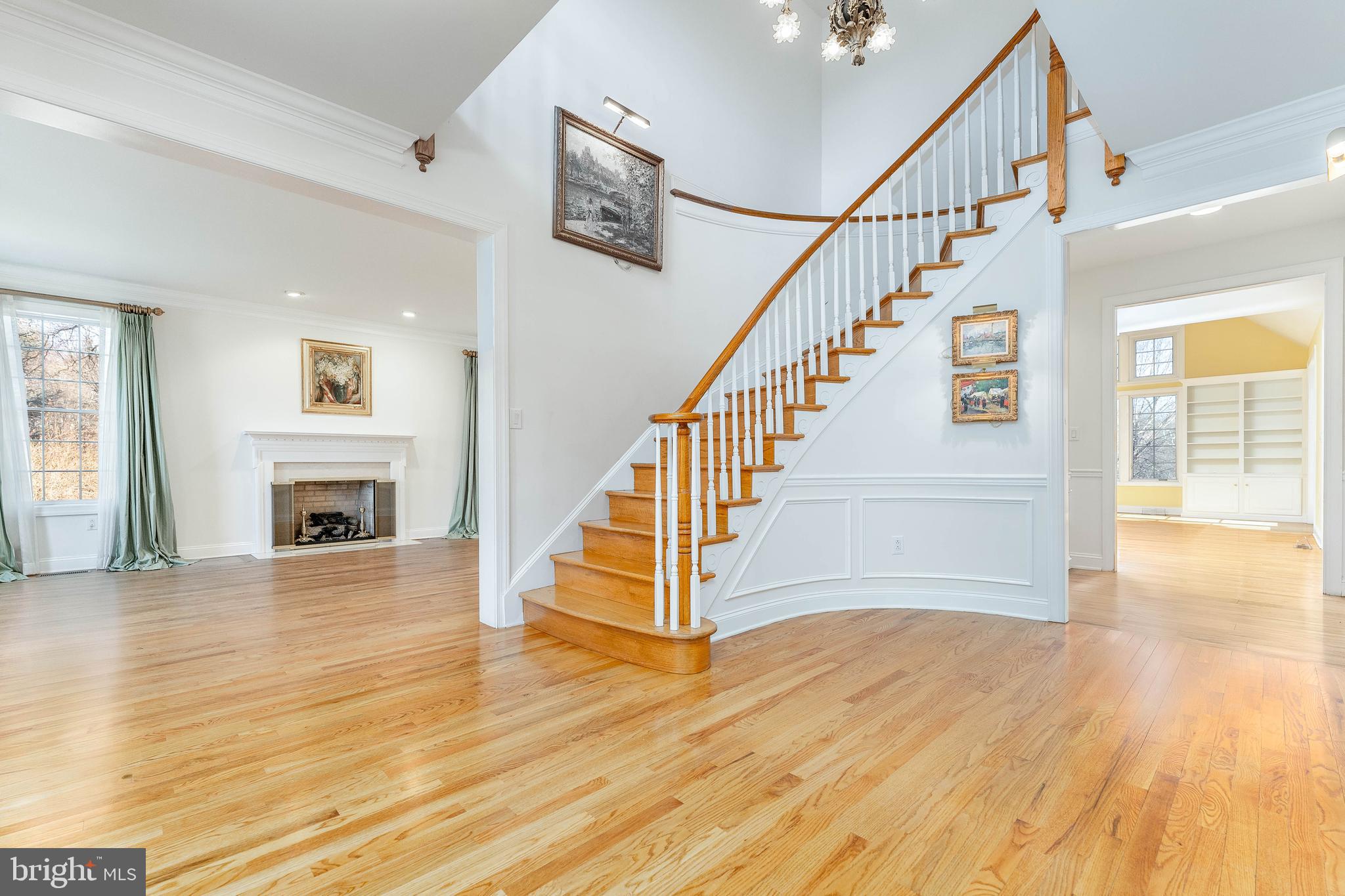 RED LION - Residential