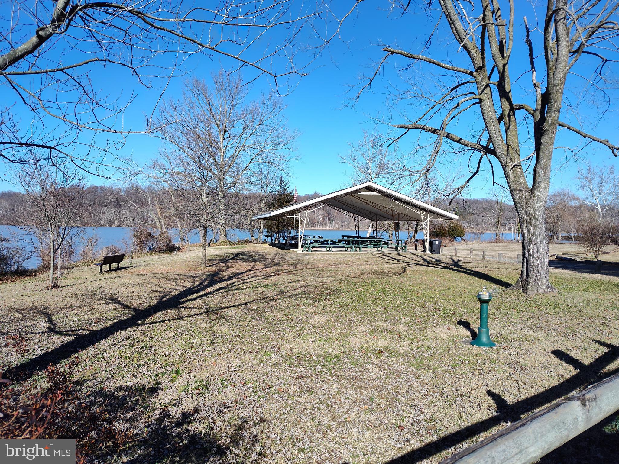 CALVERT MANOR - Land