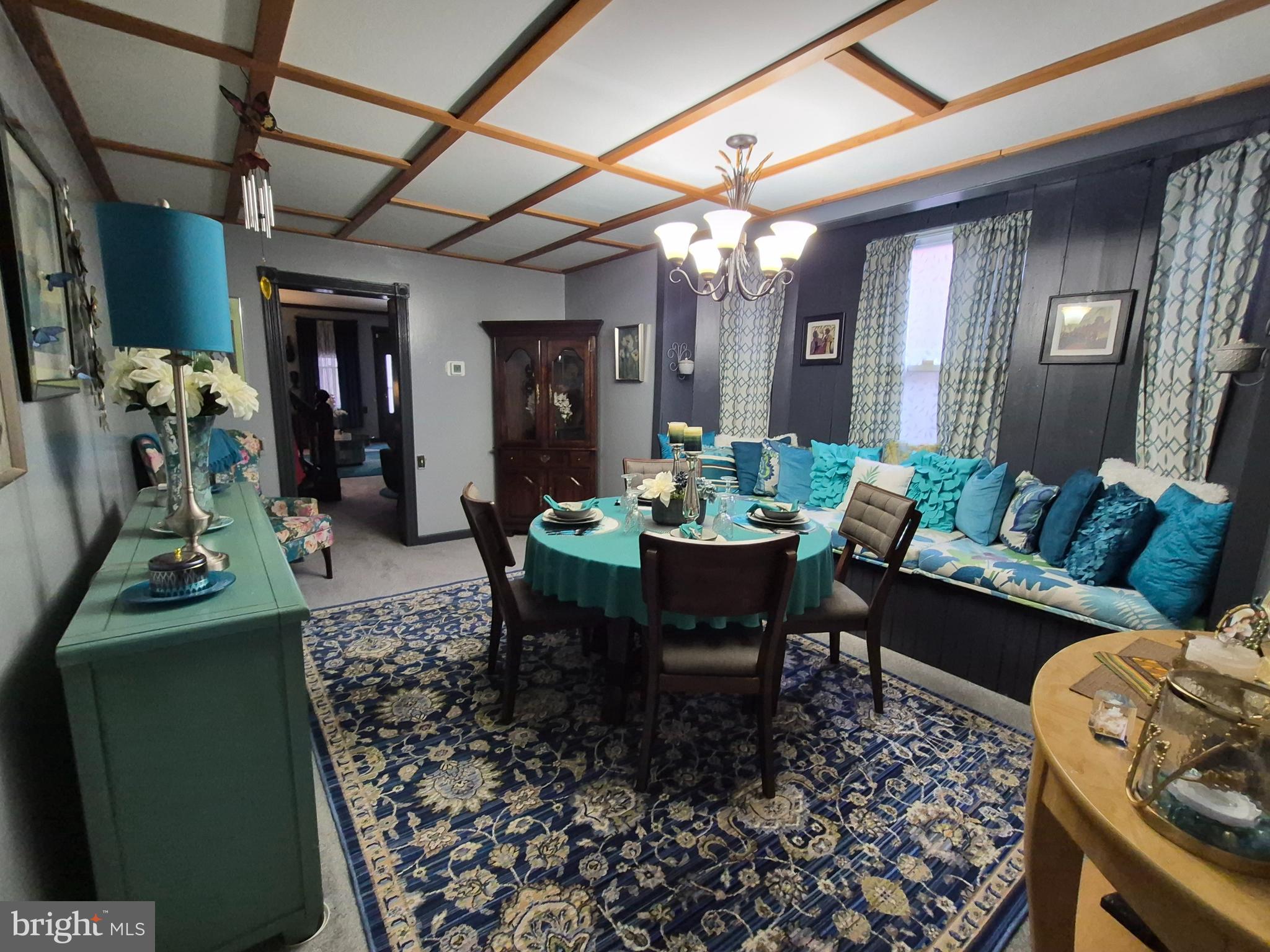 COOL SPRING - Residential