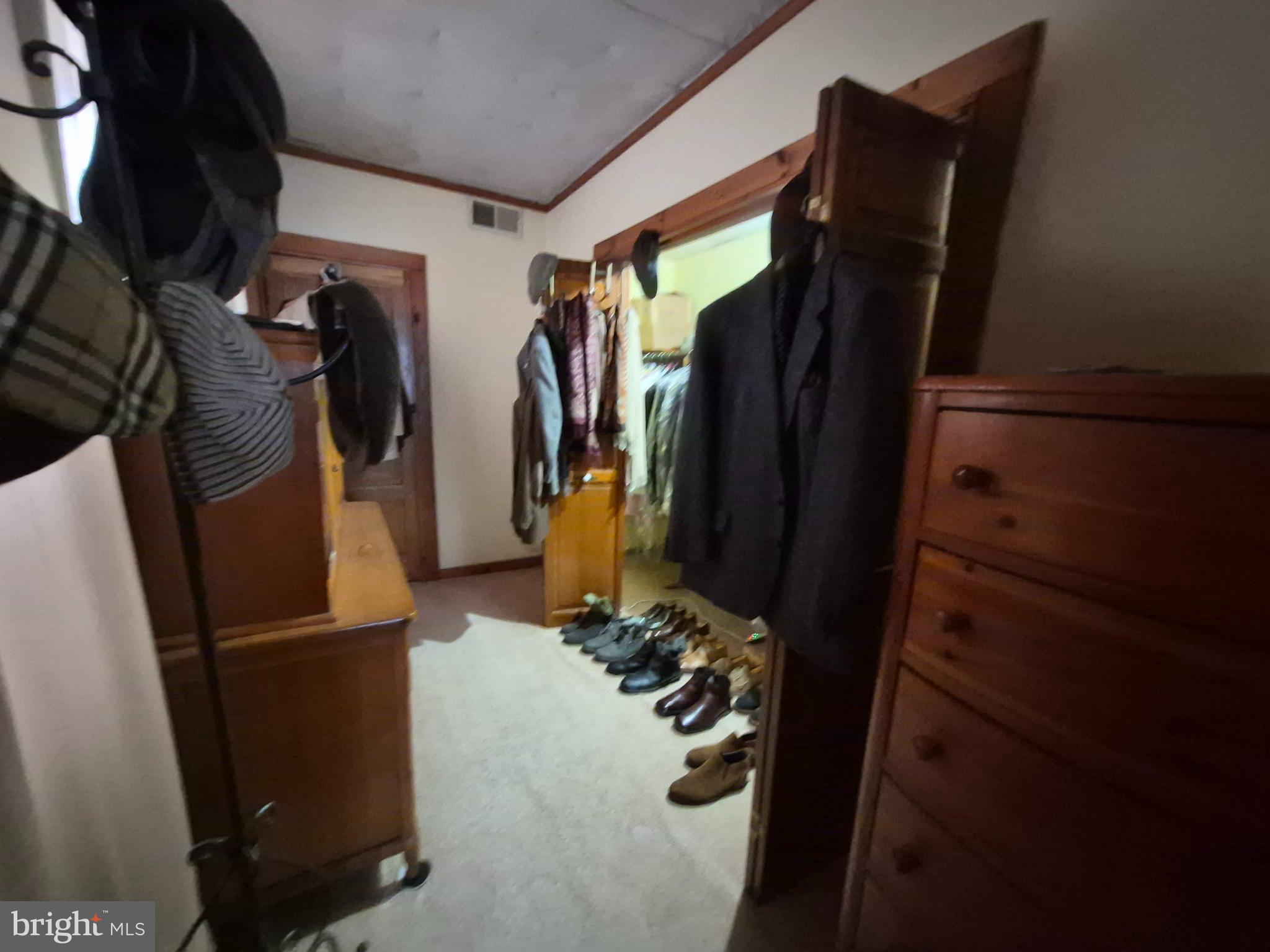 COOL SPRING - Residential