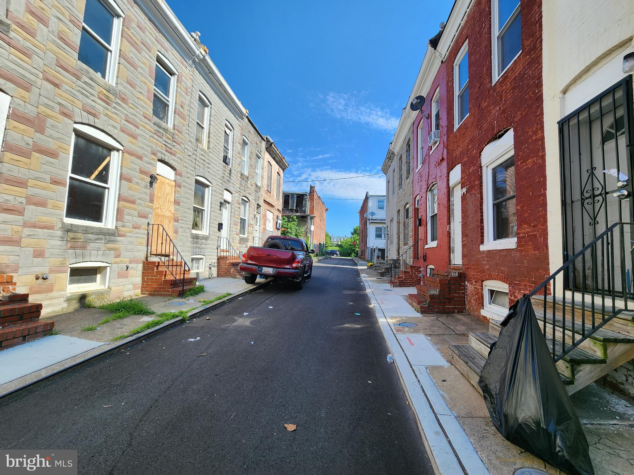 1830 N CHAPEL STREET