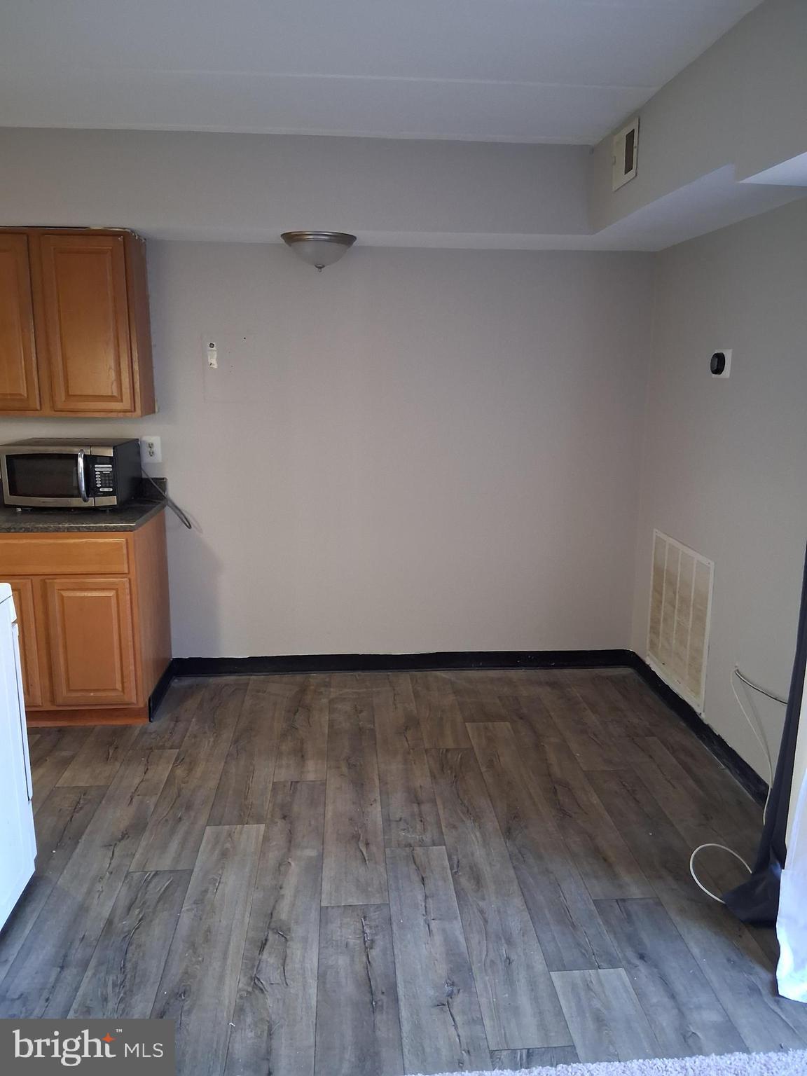 2305 FREETOWN COURT 2B