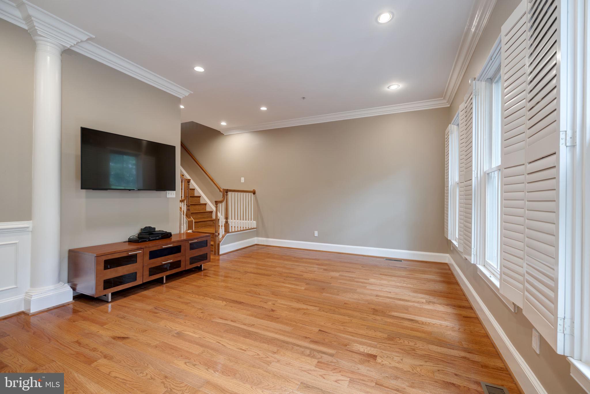 POTOMAC GREENS - Residential Lease