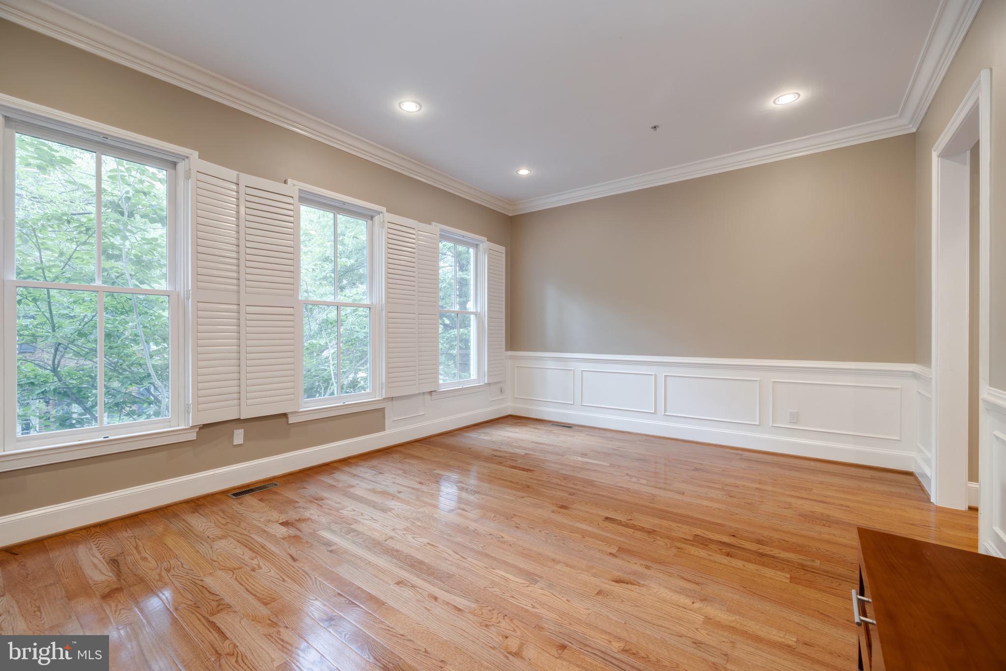 POTOMAC GREENS - Residential Lease