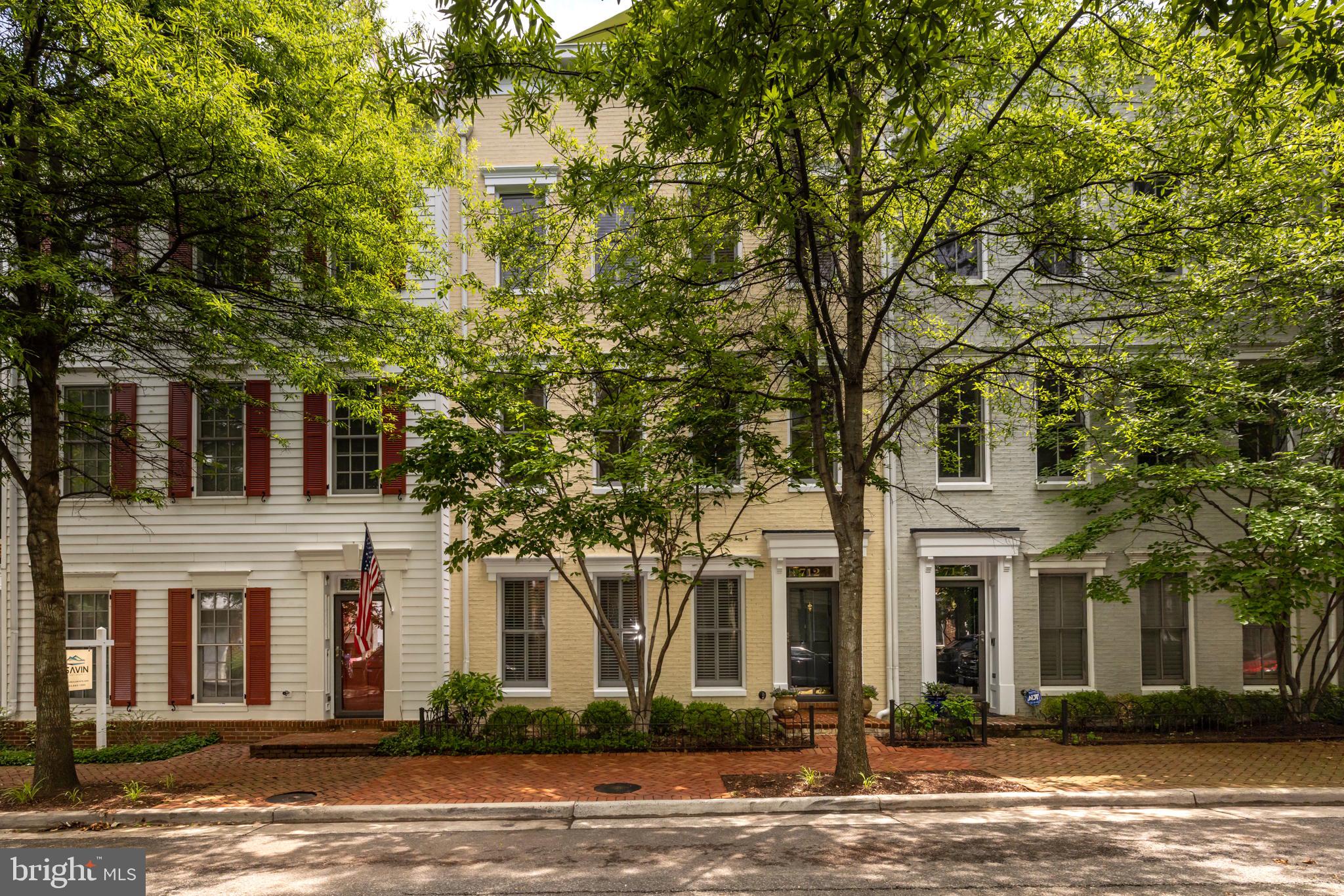 POTOMAC GREENS - Residential Lease