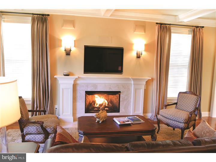 CANAL STREET - Residential