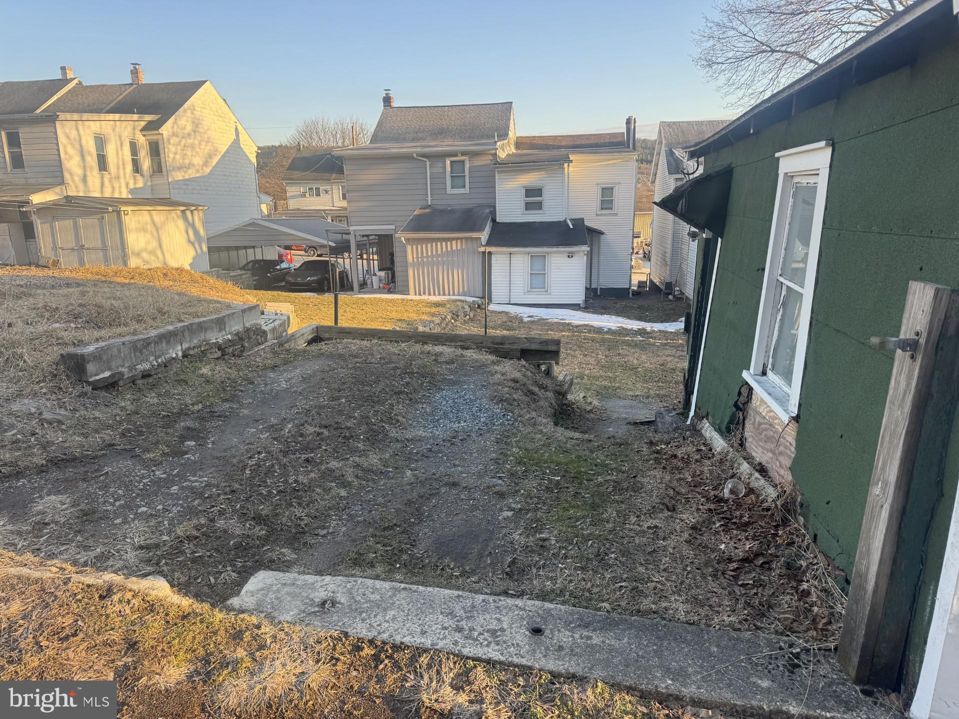 DUTCH HILL - Residential