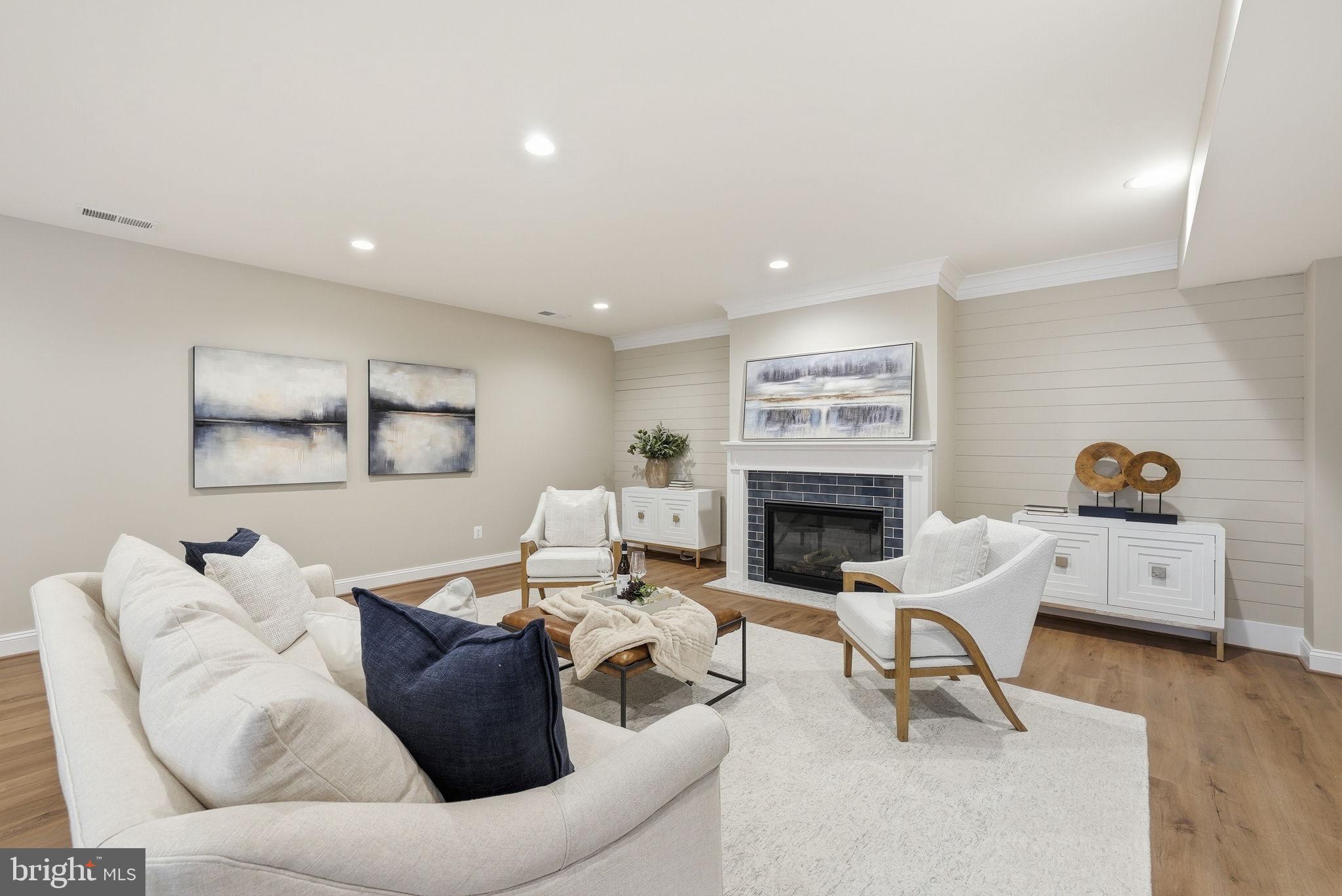 WINDOVER HEIGHTS - Residential