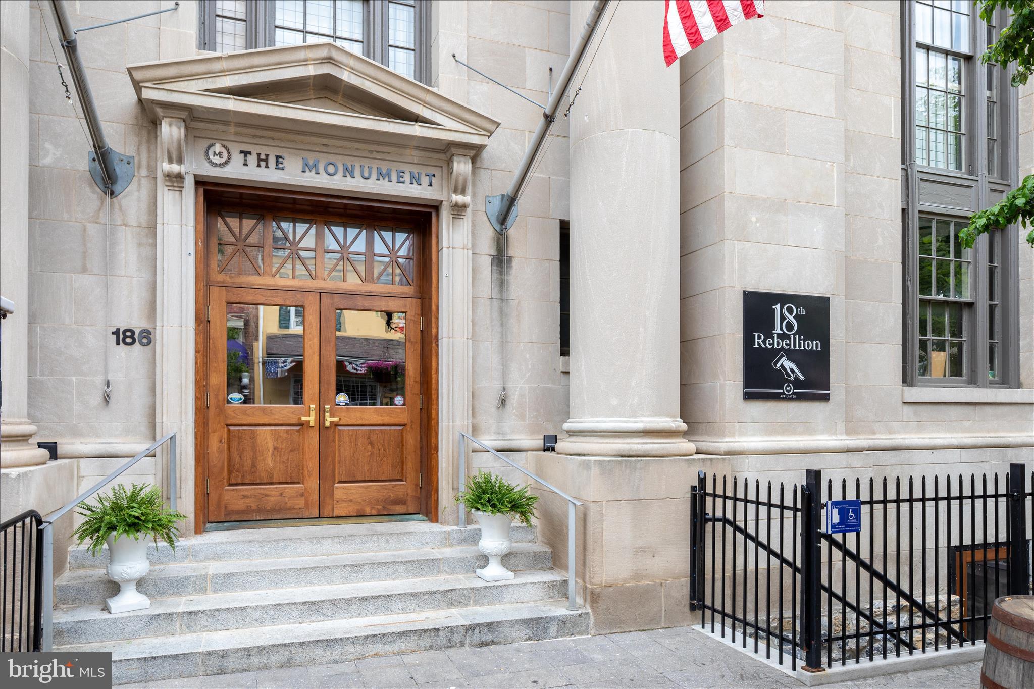 LOCUST LEVEL - Residential