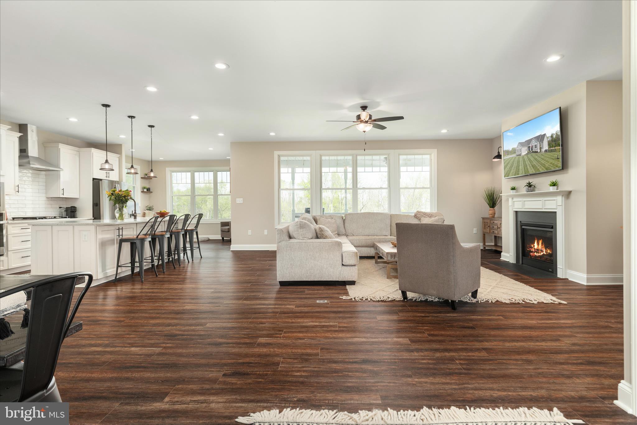 LOCUST LEVEL - Residential