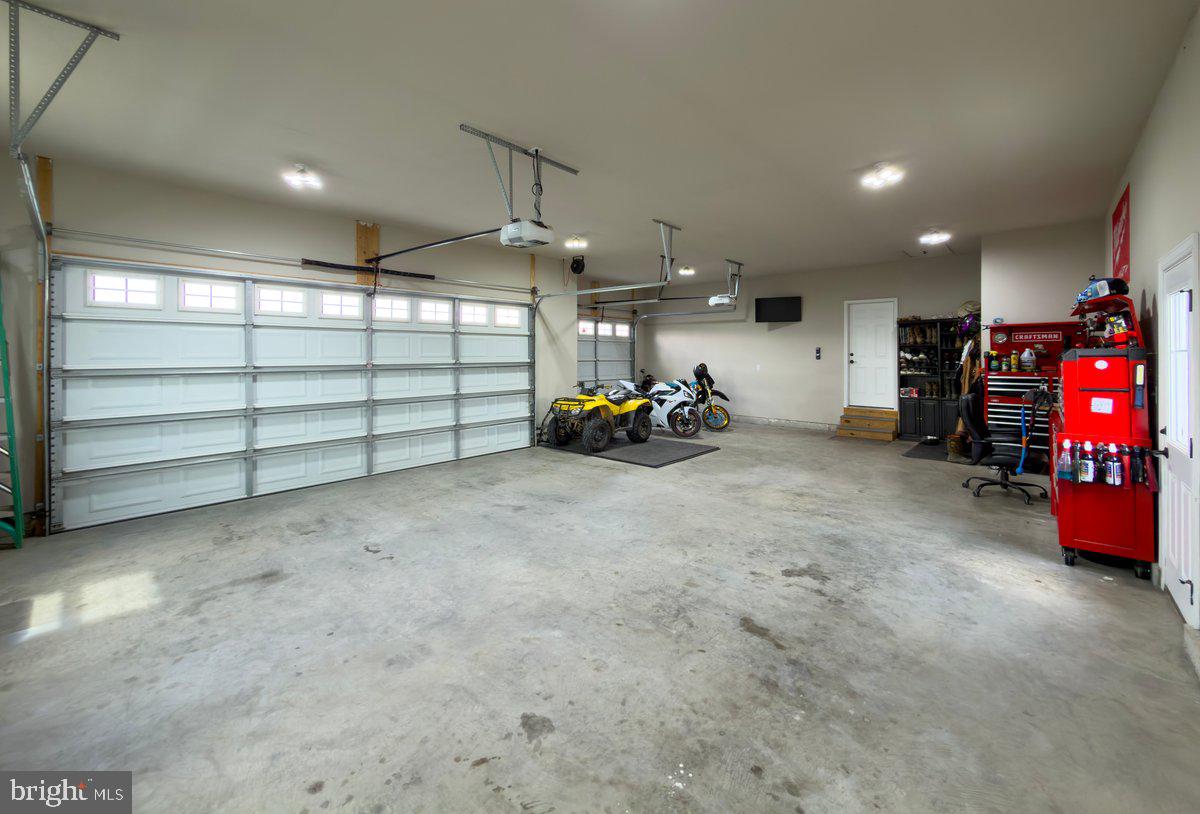 LOCUST LEVEL - Residential