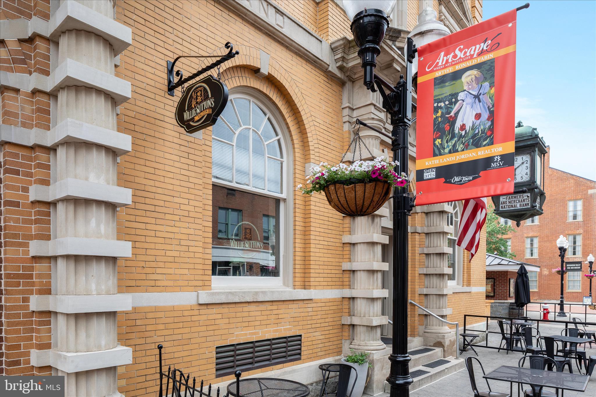 LOCUST LEVEL - Residential