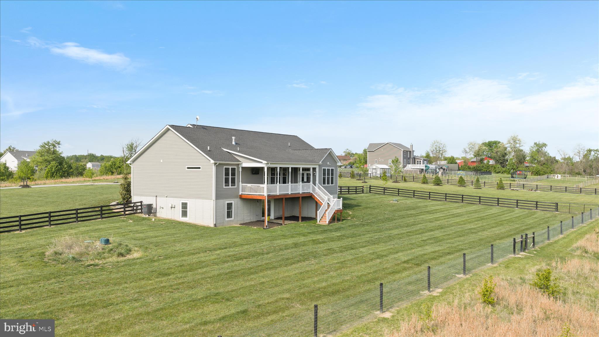 LOCUST LEVEL - Residential