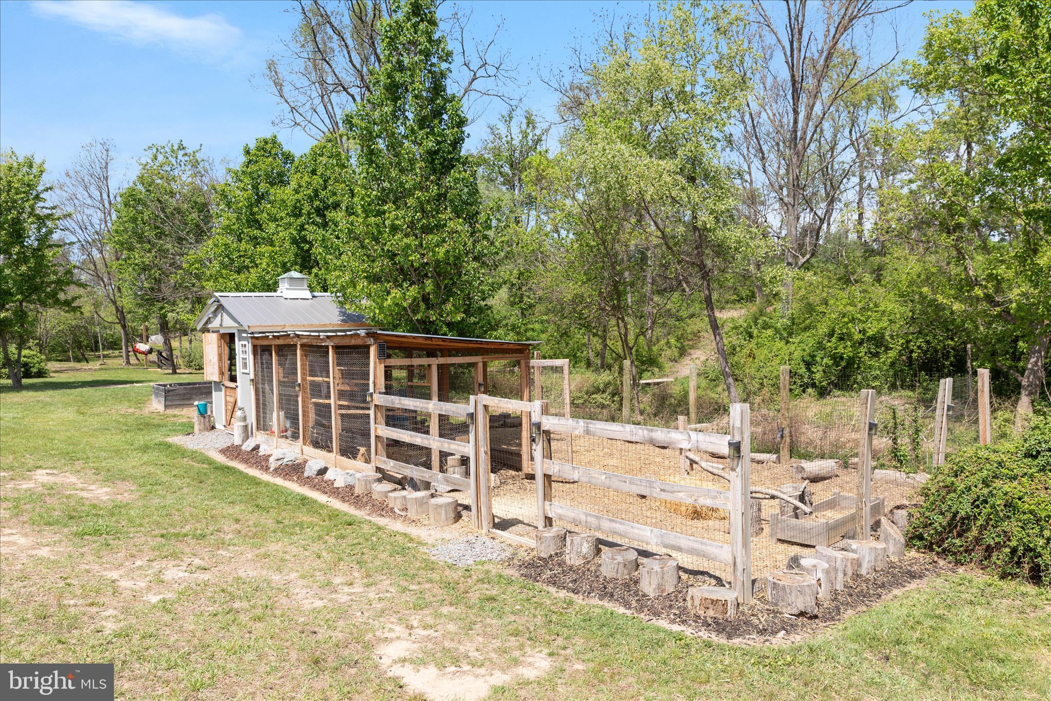 LOCUST LEVEL - Residential