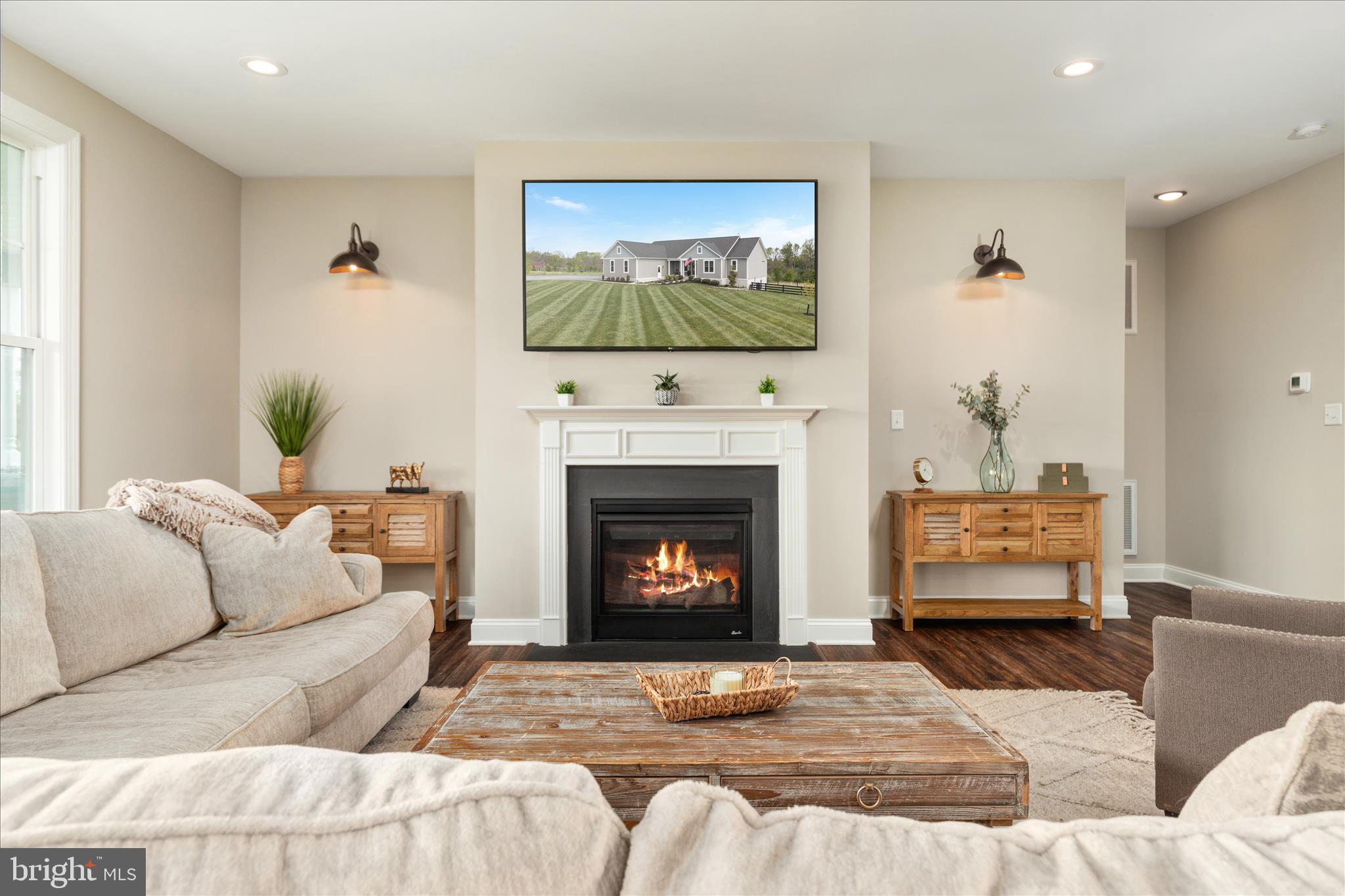 LOCUST LEVEL - Residential