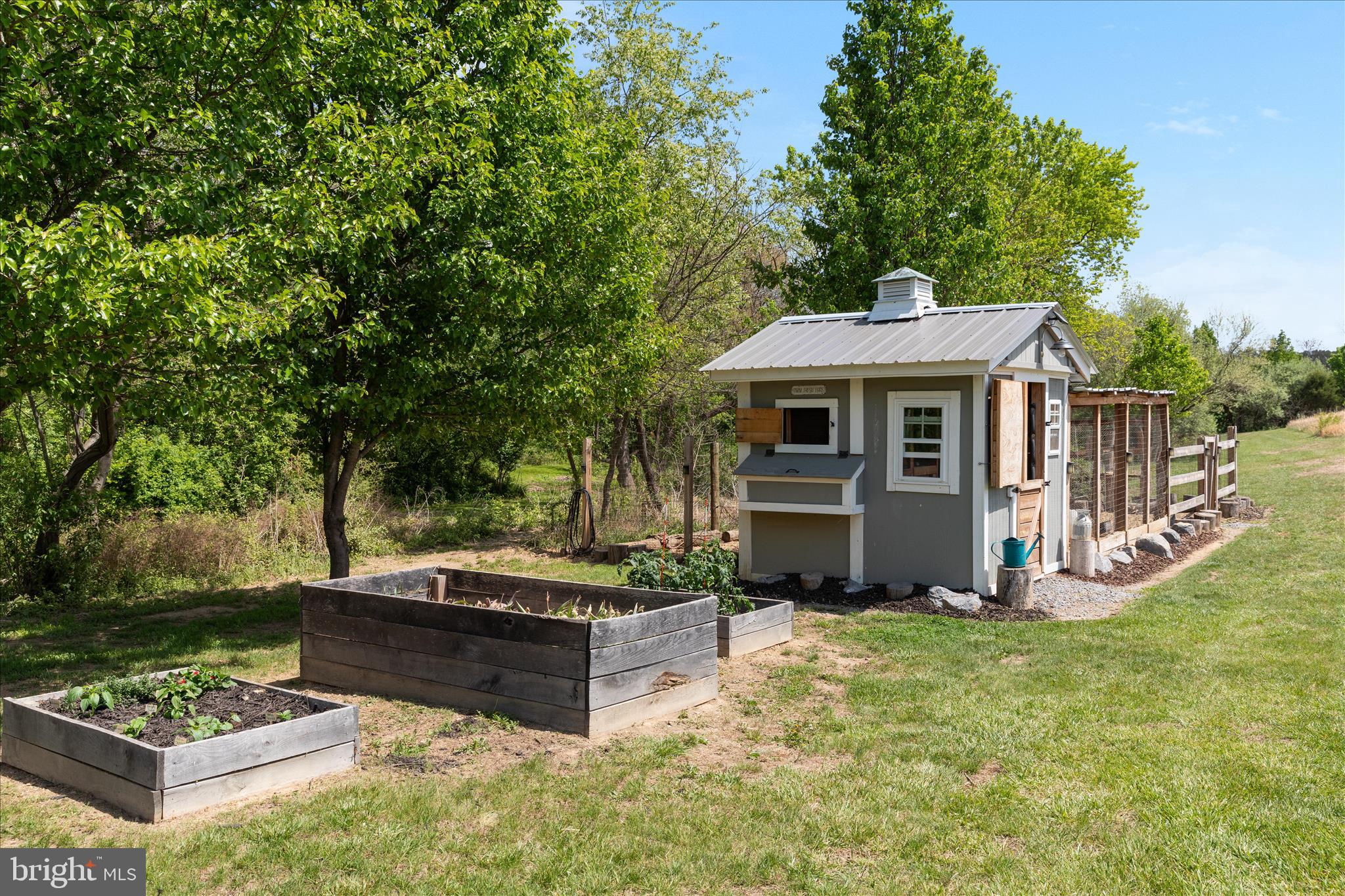 LOCUST LEVEL - Residential