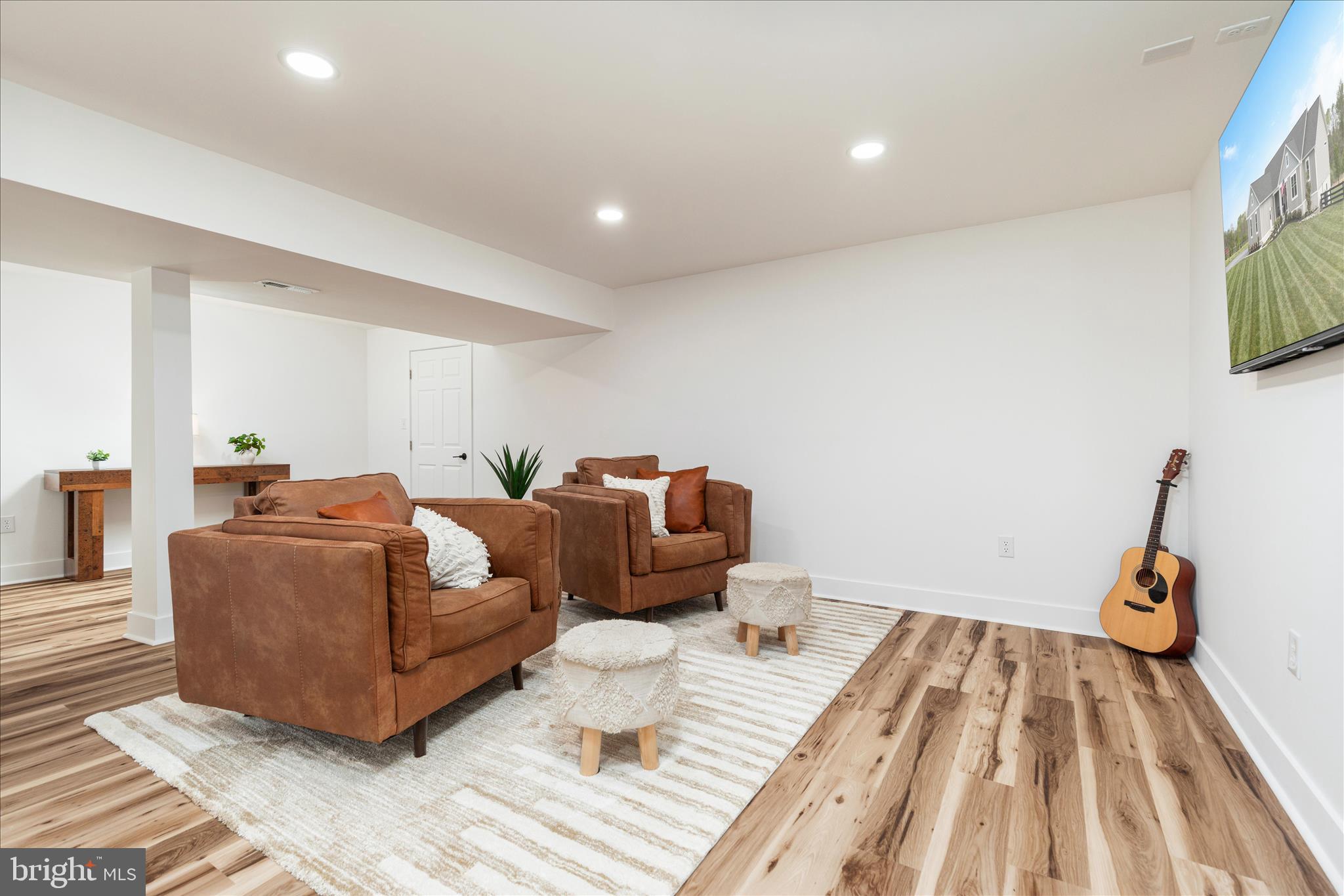 LOCUST LEVEL - Residential