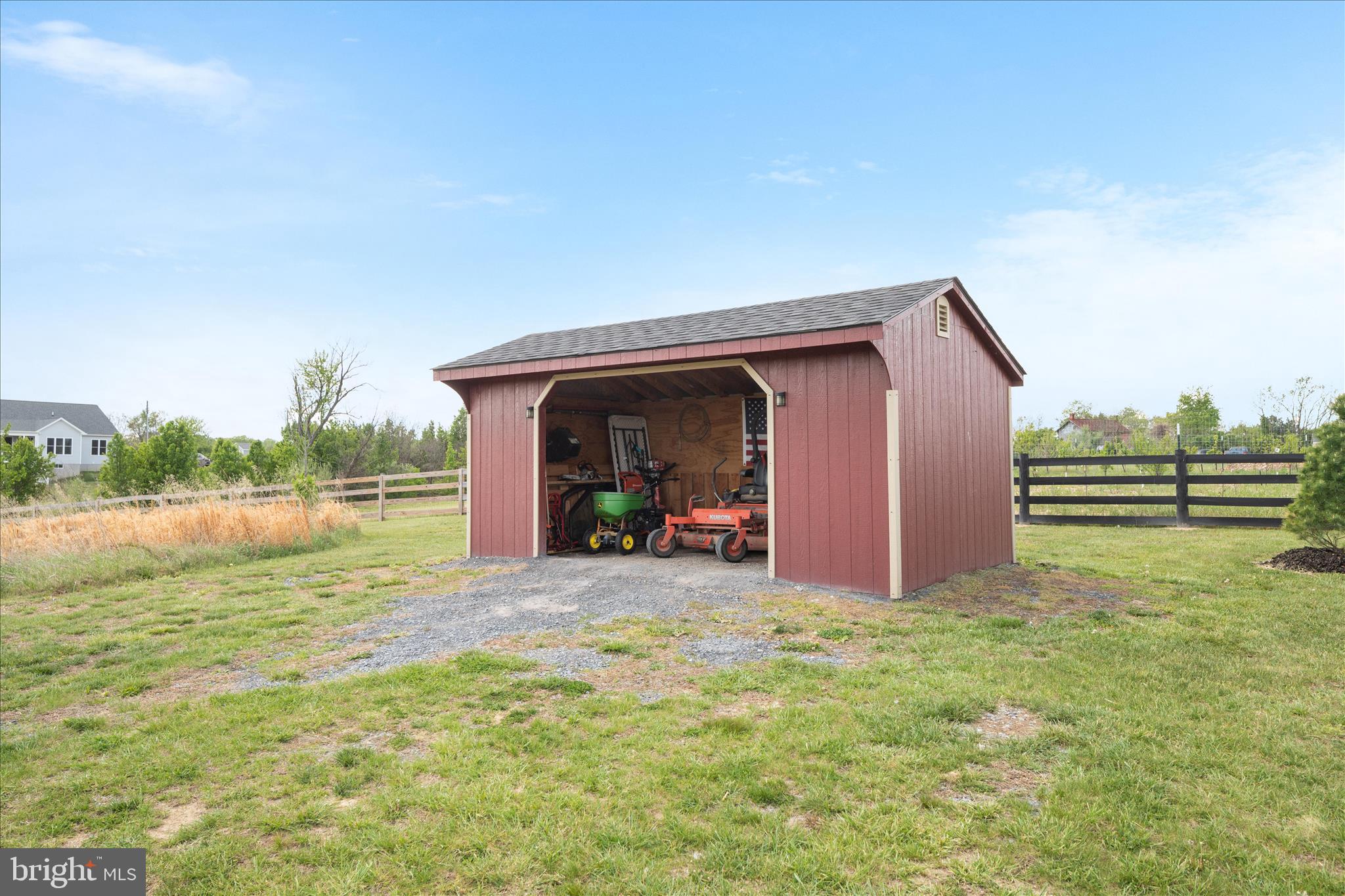 LOCUST LEVEL - Residential