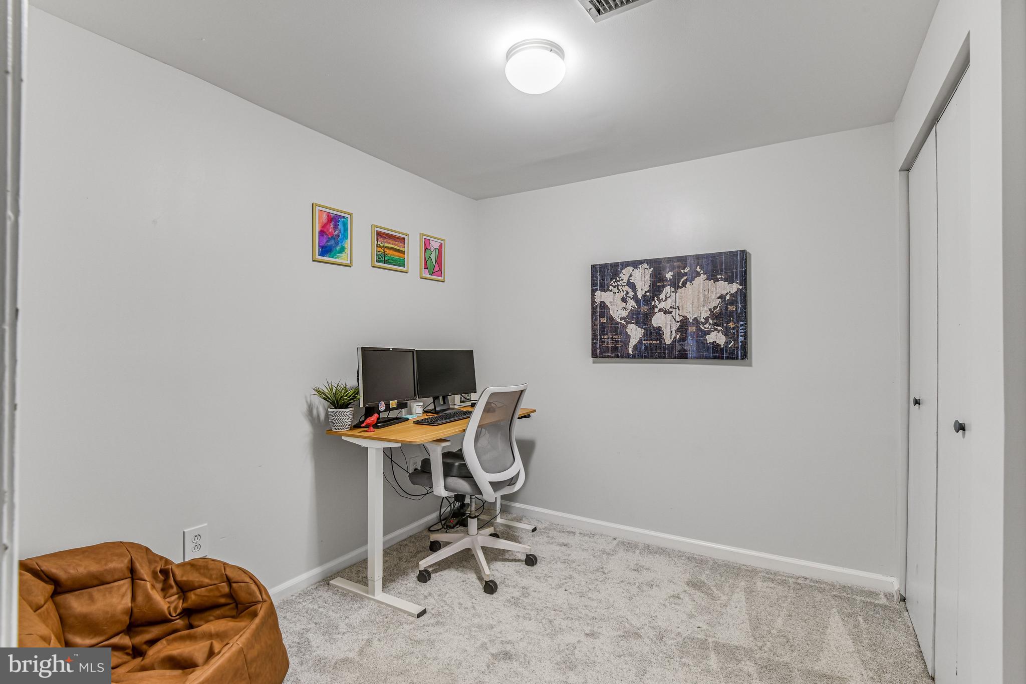 BURKE CENTRE - Residential