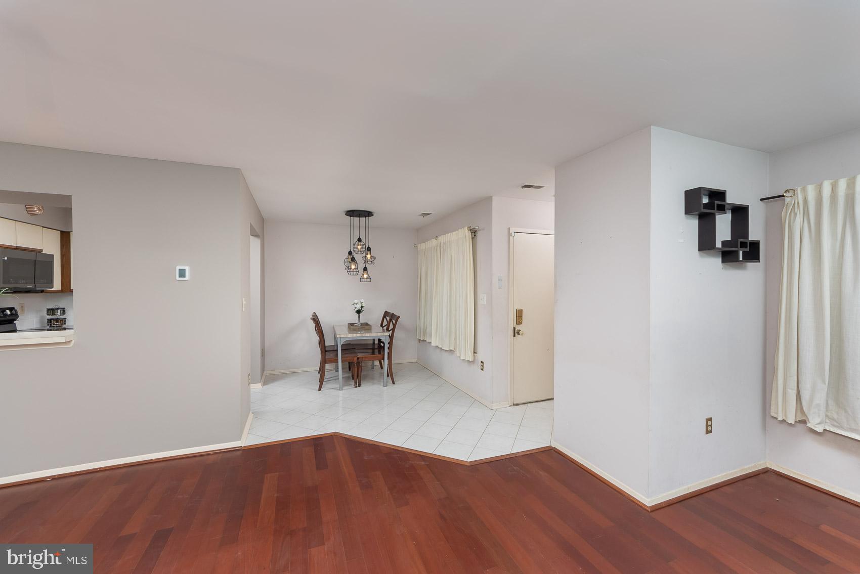 DICKINSON - Residential