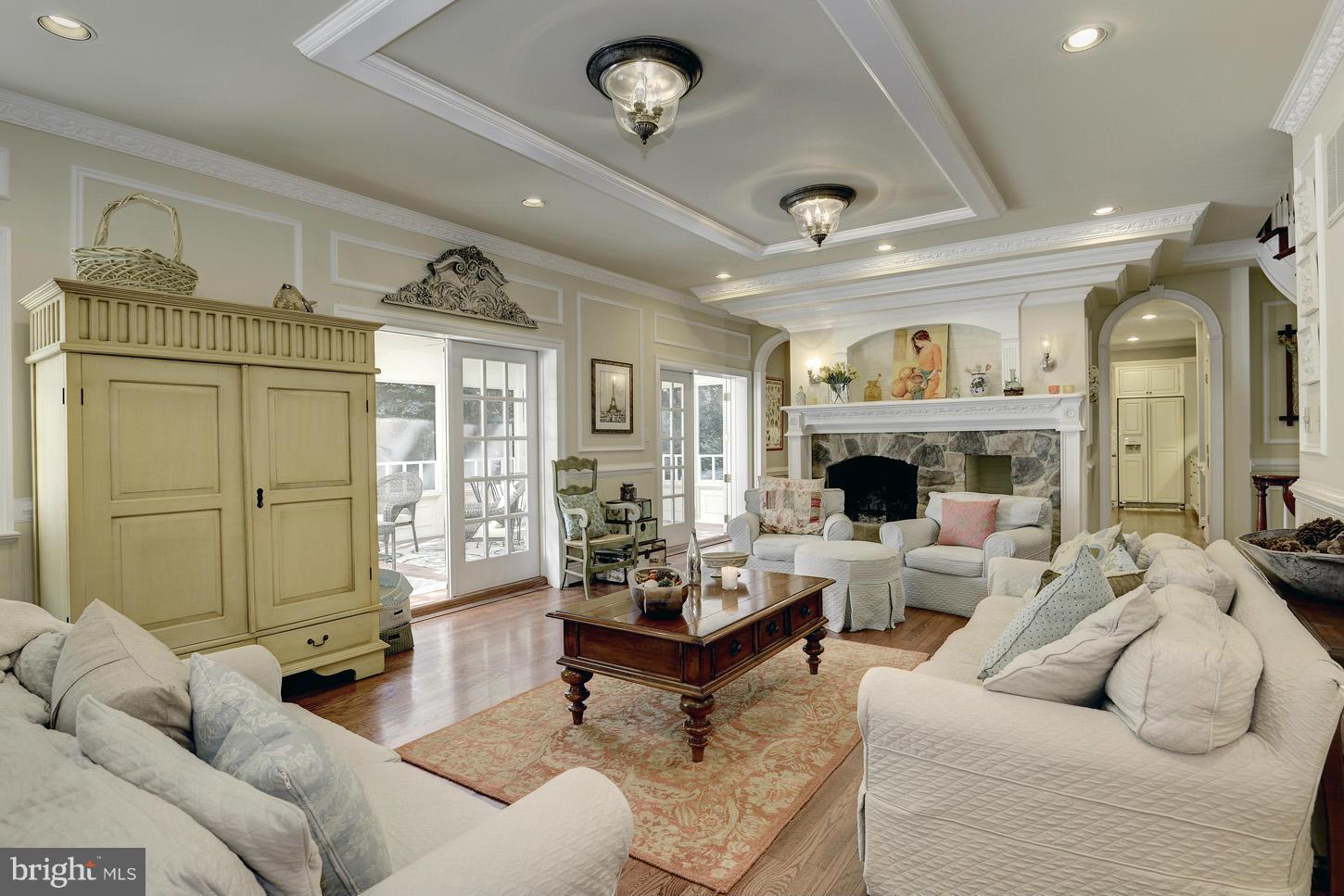 BURNING TREE ESTATES - Residential