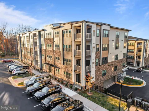 21460 Mount Sterling Terrace Unit 102, Sterling, VA MLS: VALO2110782