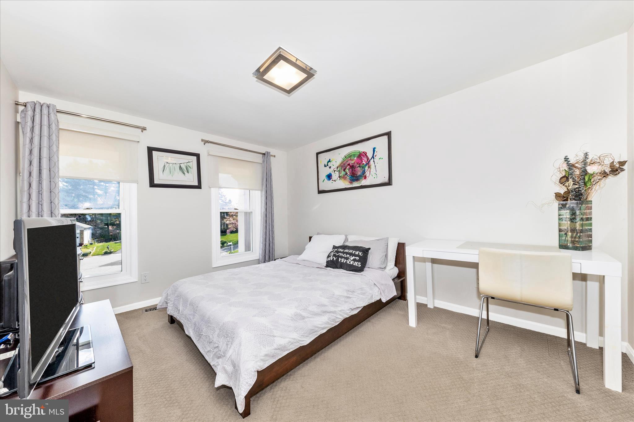 DERWOOD - Residential