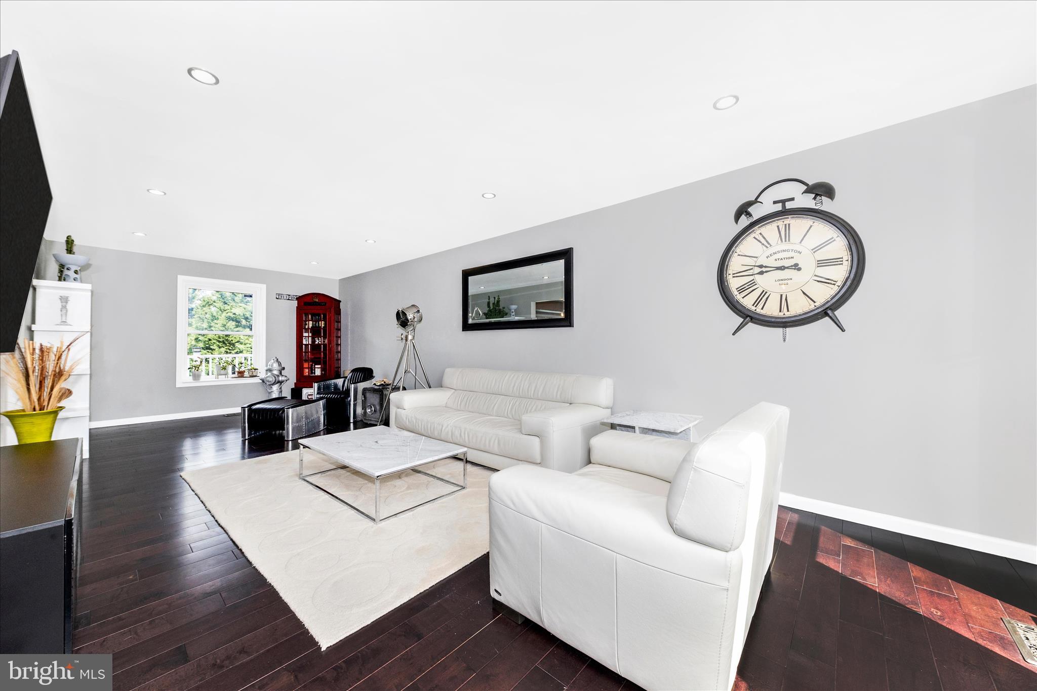 DERWOOD - Residential