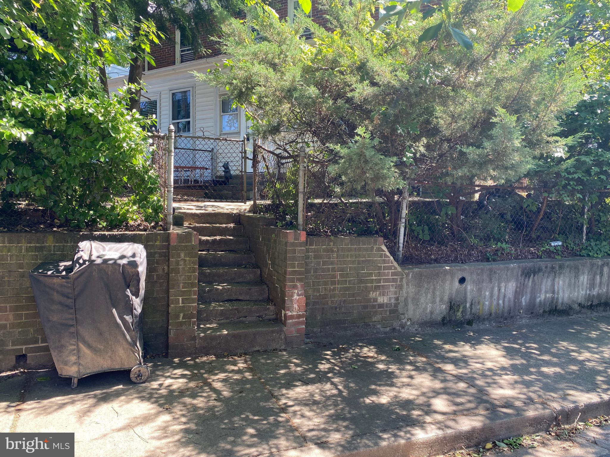 ARLINGTON - Residential Lease