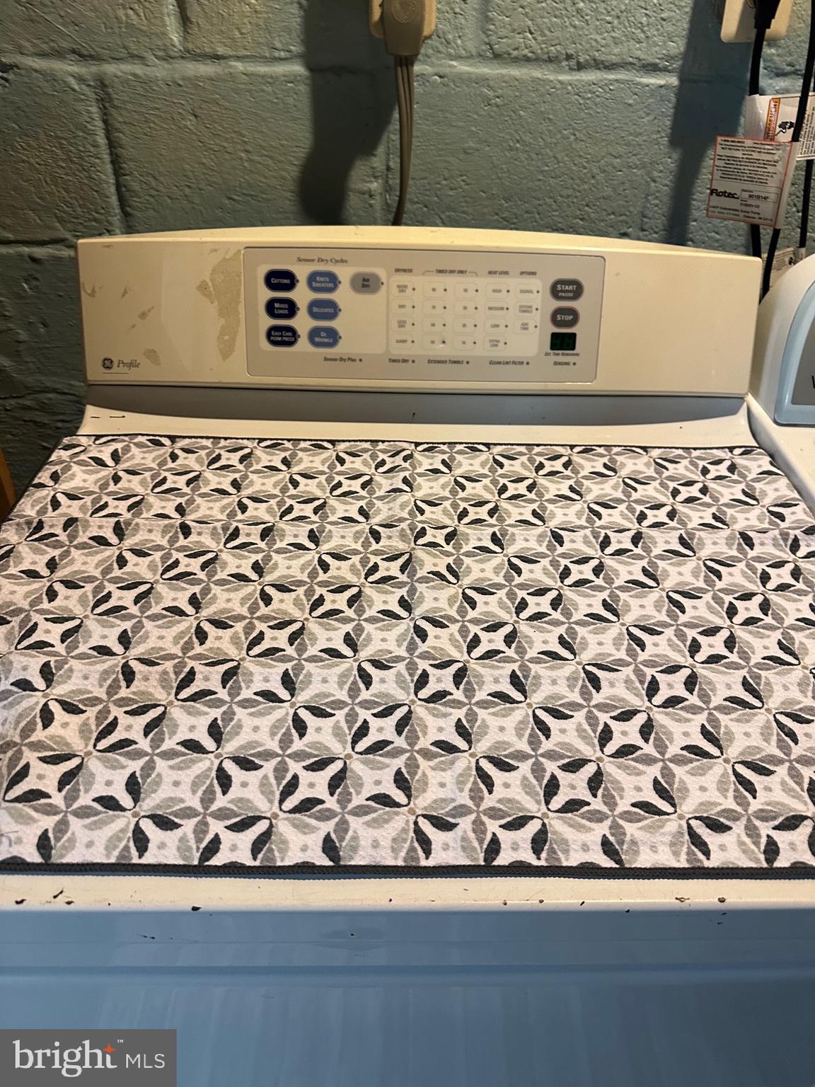 ARLINGTON - Residential Lease