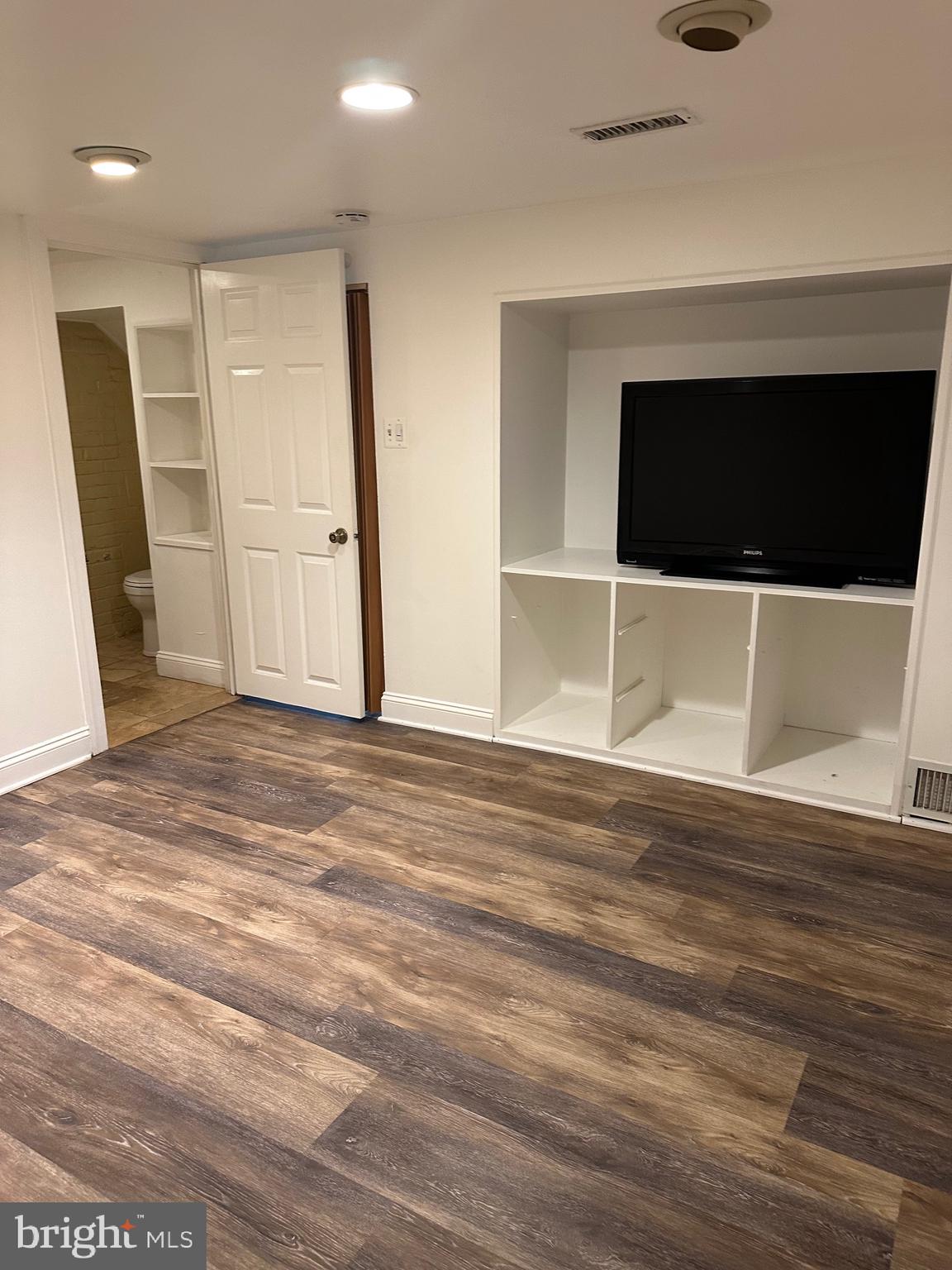 ARLINGTON - Residential Lease