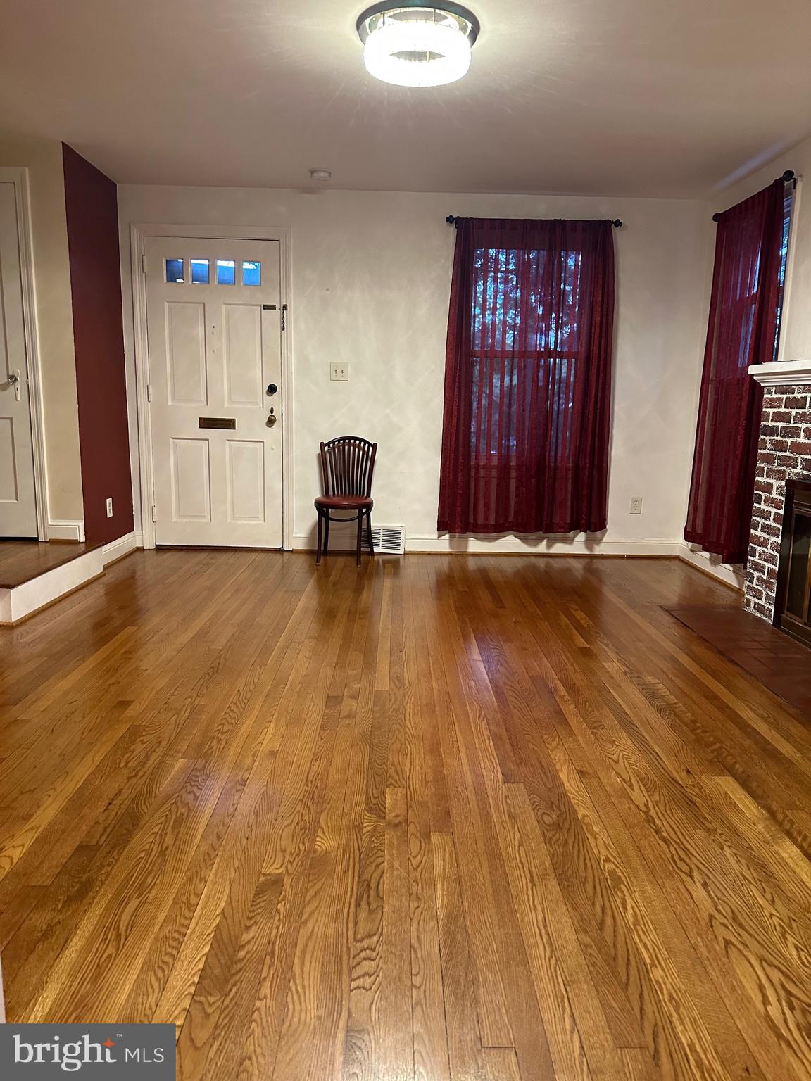 ARLINGTON - Residential Lease