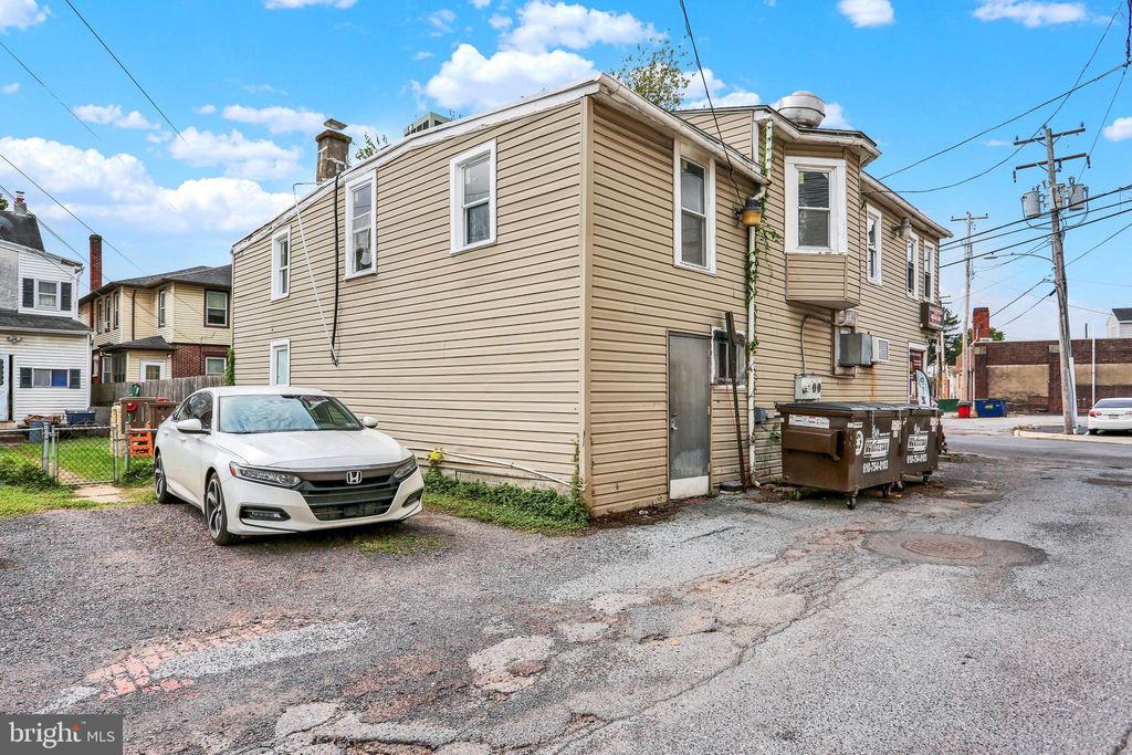 Photo of 16 S Keim Street, POTTSTOWN, PA 19464 (MLS # PAMC2162972)